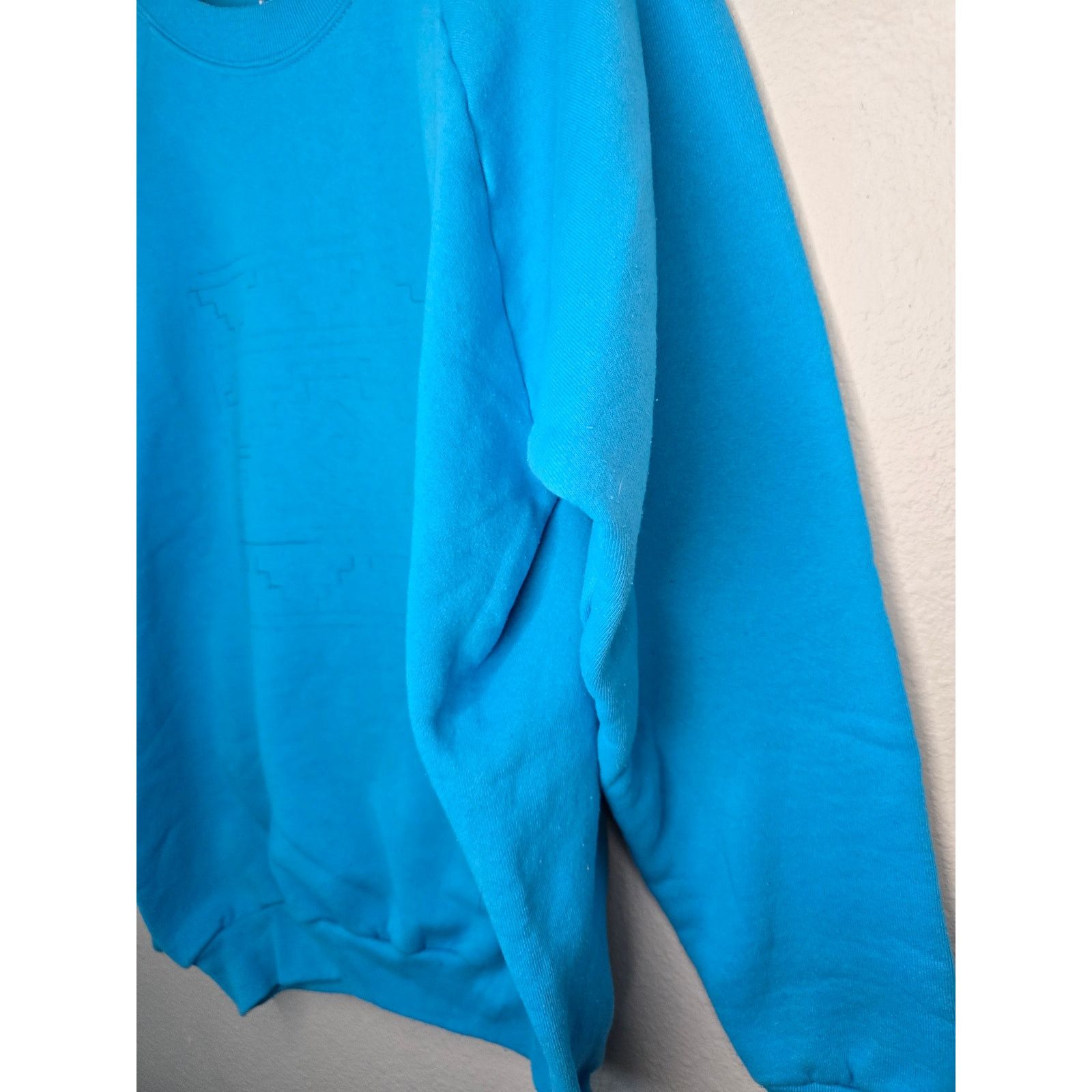 Fruit Of The Loom × Vintage Vintage Crewneck XL Blue Faded Graphic Sweatshirt Size US XL / EU 56 / 4 - 4 Thumbnail