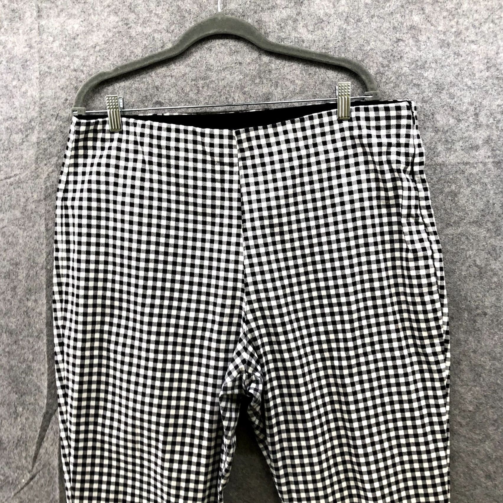 Old Navy Old Navy Wow Crop Slim Fit Pants Womens 18 Black White Gingham High Rise Cropped Pants Plus Size Womens 18 Black White Gingham Punk Rock Style Size 40" / US 18 - 3 Thumbnail