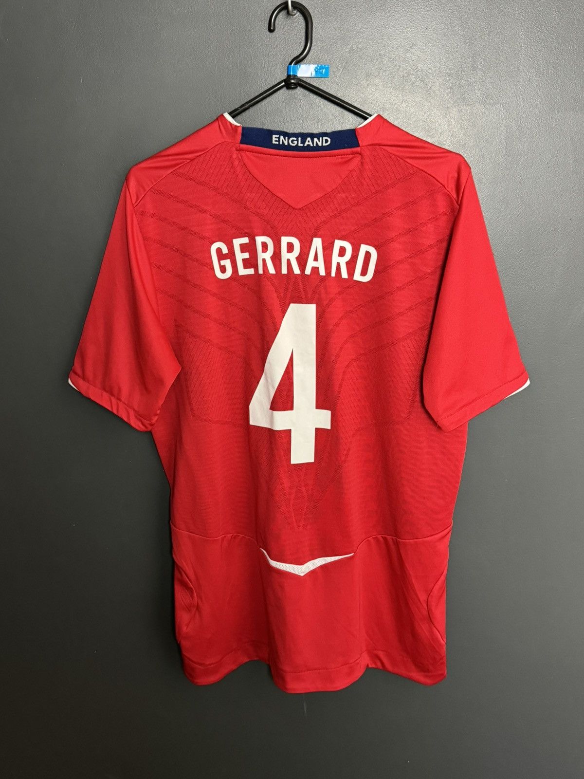 Umbro England National Team 08/10 Away Gerrard Football Jersey Size US M / EU 48-50 / 2 - 1 Thumbnail