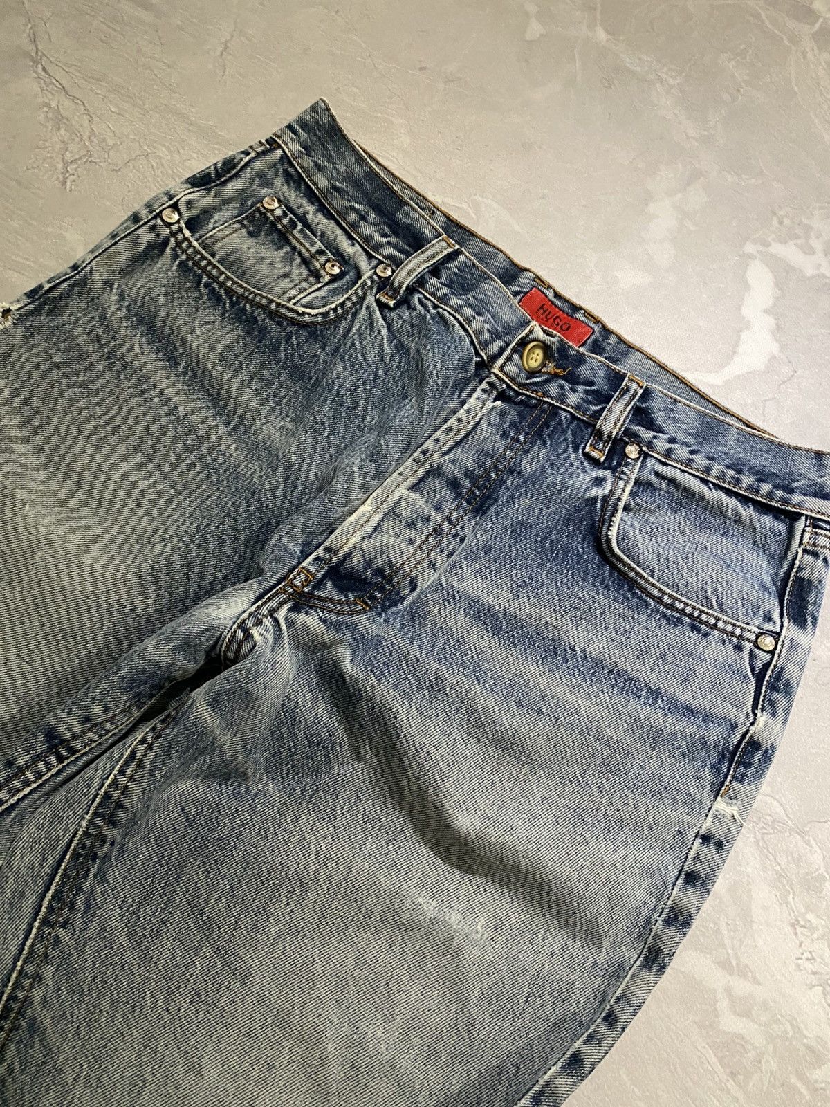 Japanese Brand Slim Fit Washed Denim Classic Fade Everyday Drip Size US 33 - 3 Thumbnail