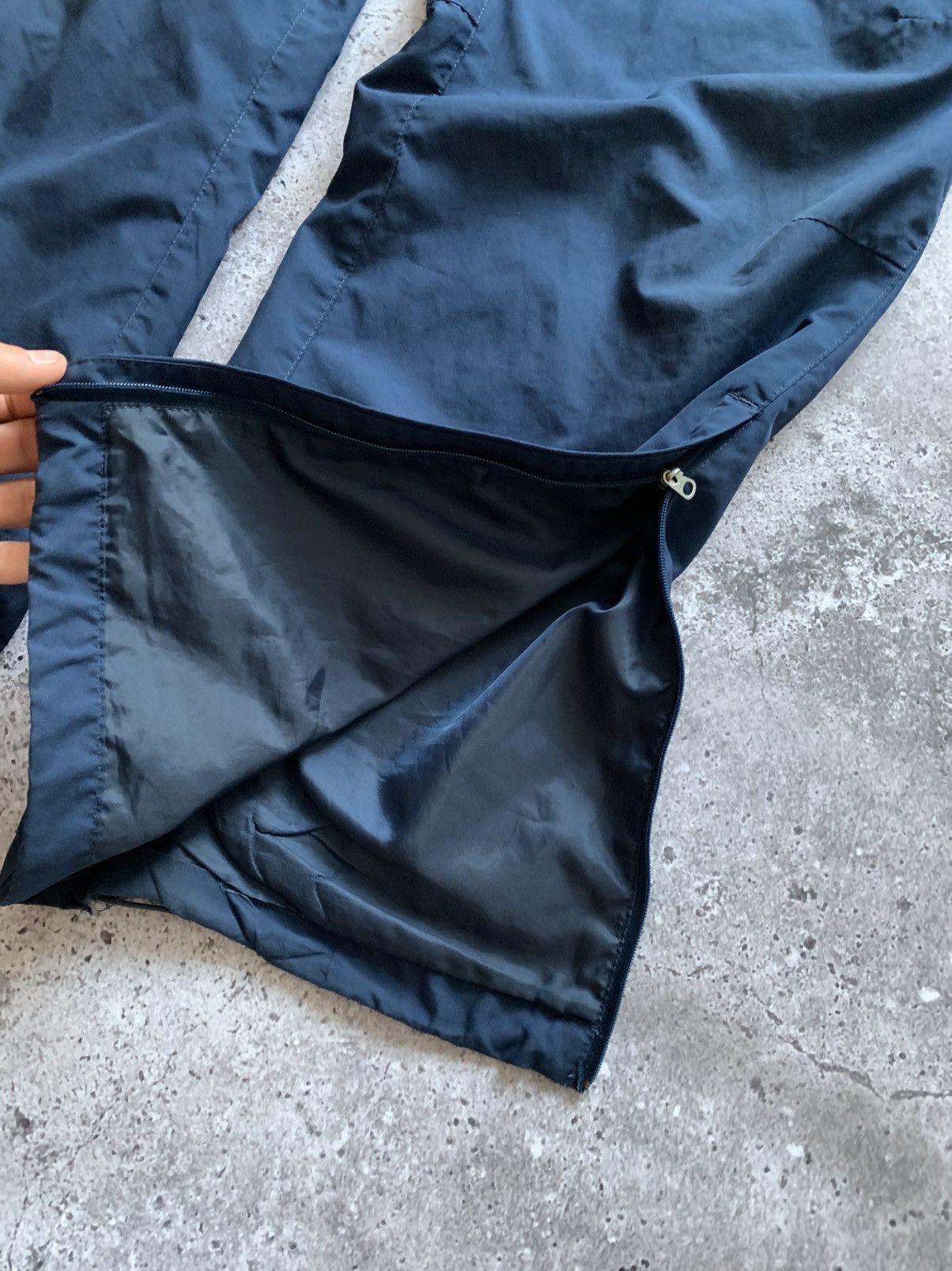 Nike 🔥VINTAGE NIKE EVERTON BAGGY TRACK PANTS SWEATPANTS Size US 32 / EU 48 - 6 Thumbnail