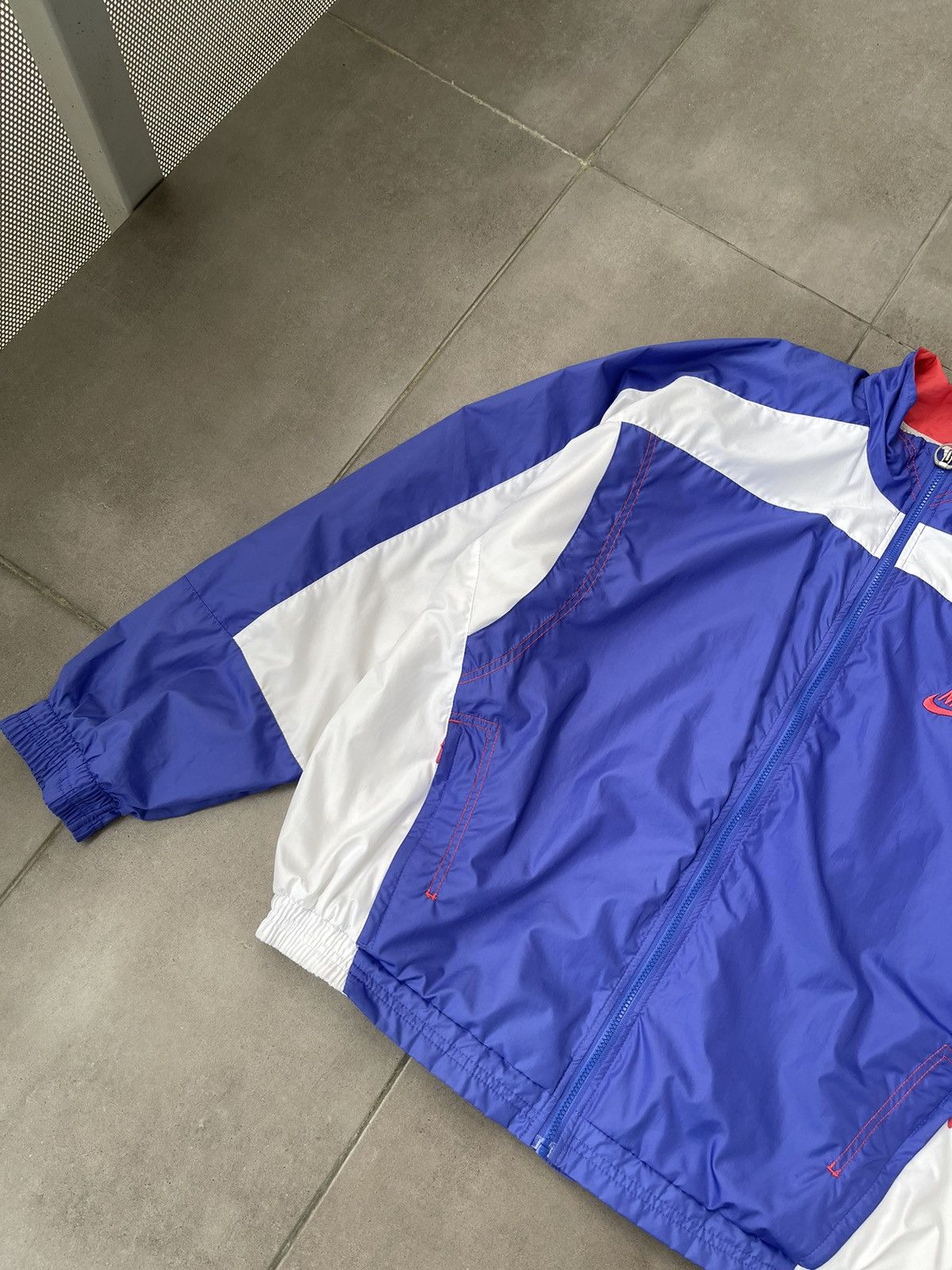 Nike 90S Nike International 3 Tone Technical Track Light Jacket Size US L / EU 52-54 / 3 - 9 Thumbnail