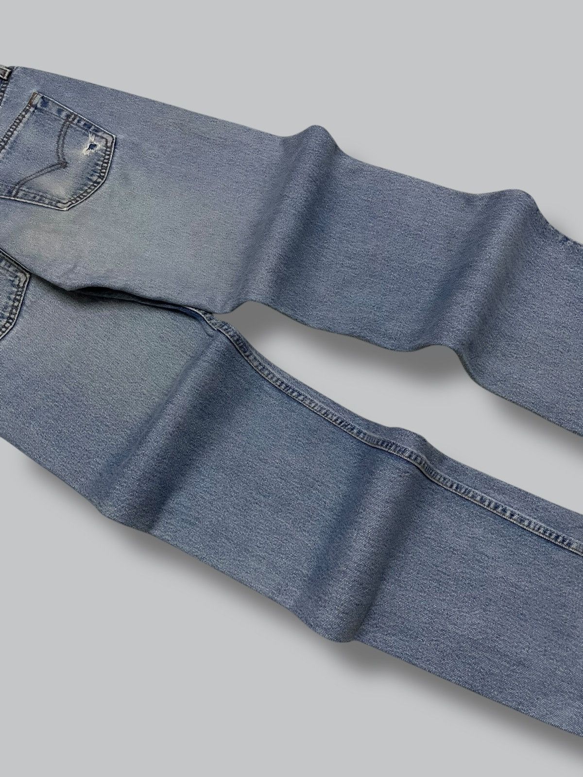 Levi's Vintage Clothing Vintage 1990s Designer Levis 501 Classic Blue Dirt Denim Size US 29 - 13 Thumbnail