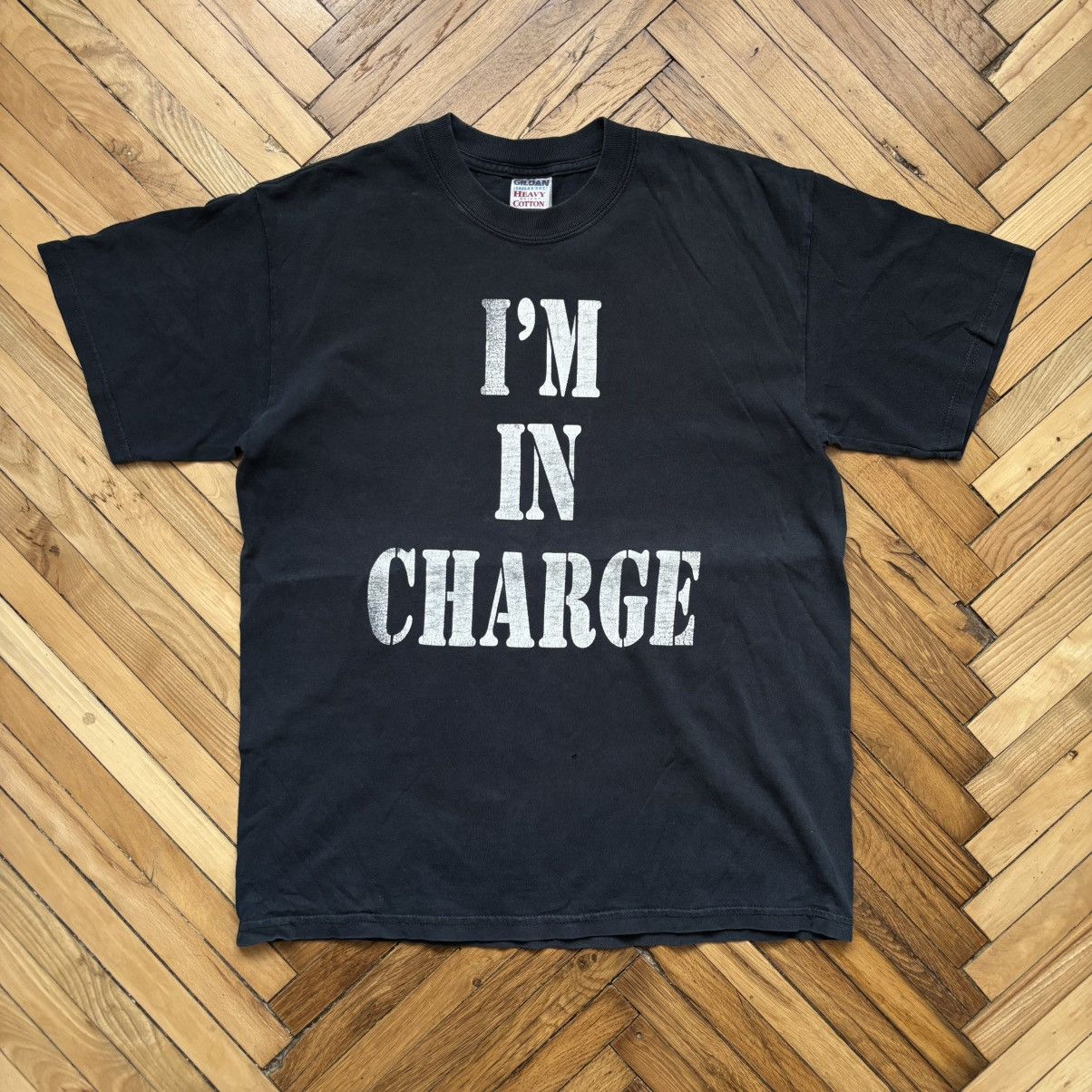 Vintage Vintage 90’s Faded Y2K I’M IN CHARGE T-Shirt Size US M / EU 48-50 / 2 - 2 Thumbnail