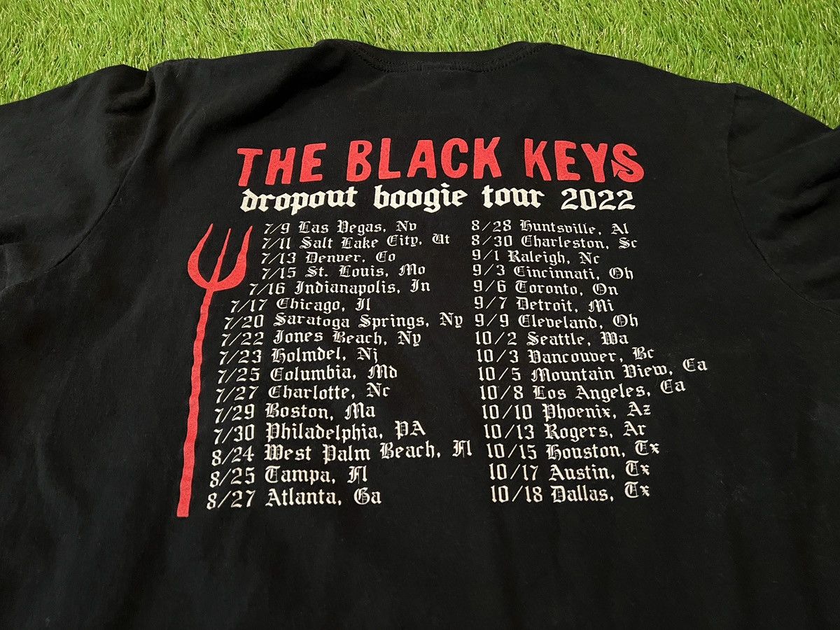 Band Tees The Black Keys Wild Child Dropout Boogie 2022 Tour Shirt Size US M / EU 48-50 / 2 - 5 Thumbnail