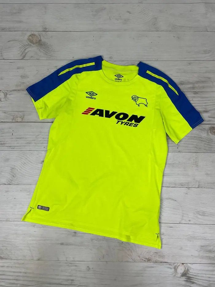 Umbro Umbro DERBY COUNTY 2017 2018 AWAY SHIRT SOCCER JERSEY Size US L / EU 52-54 / 3 - 1 Thumbnail
