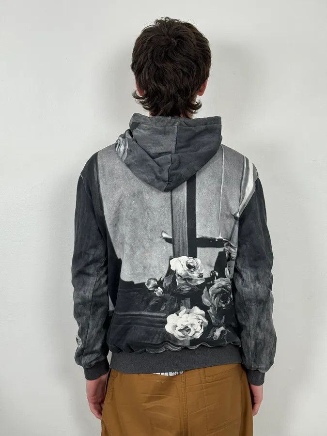 Dolce & Gabbana 2000s Dolce & Gabbana Black & White Aged Cinema Graphic Hoodie Size US M / EU 48-50 / 2 - 3 Thumbnail