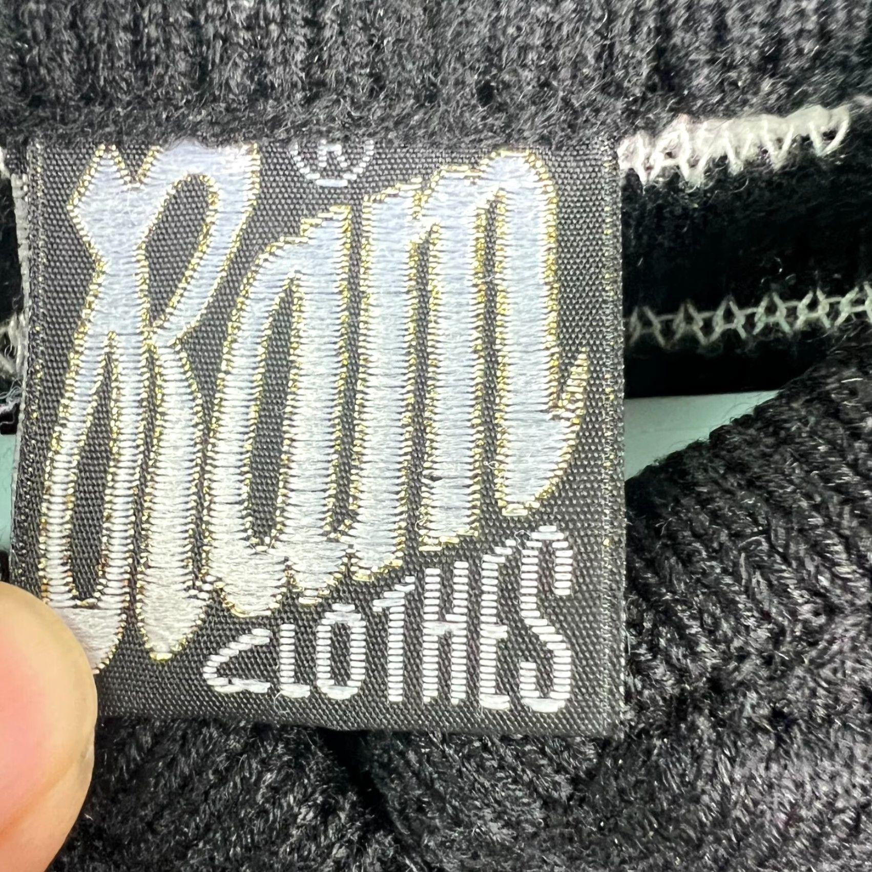 Vintage VINTAGE Ram Clothes Floral Embroidered Cardigan Sweater Womens Size L Black 90s Classic Size L / US 10 / IT 46 - 6 Thumbnail