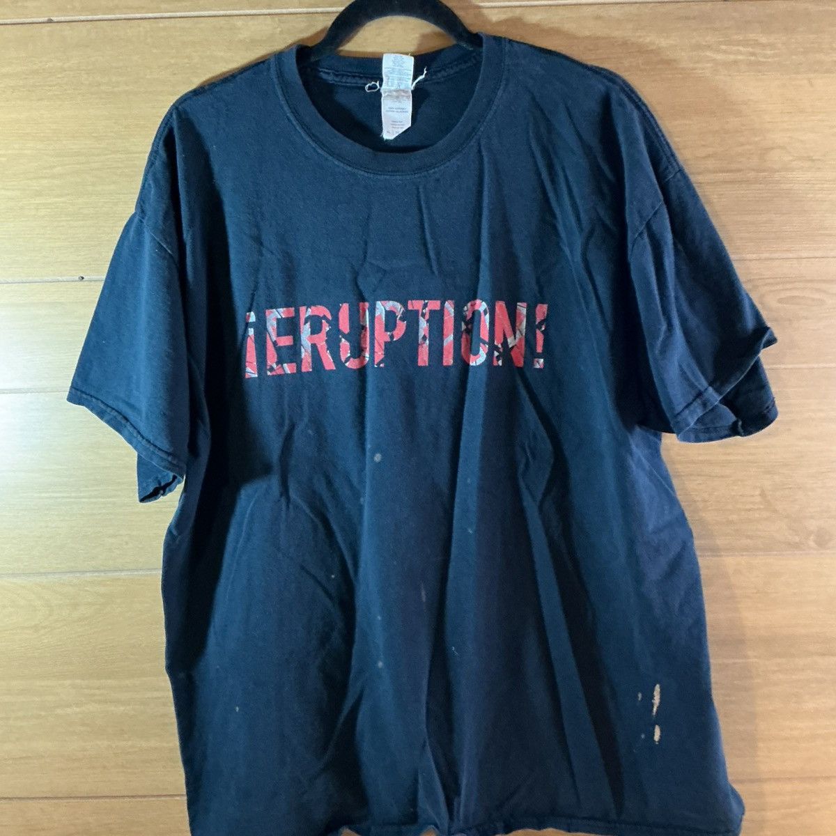 Gildan Vintage Eddie Van Halen EVH Tee XL Black Y2K 90s Rock *flaw Size US XL / EU 56 / 4 - 1 Thumbnail