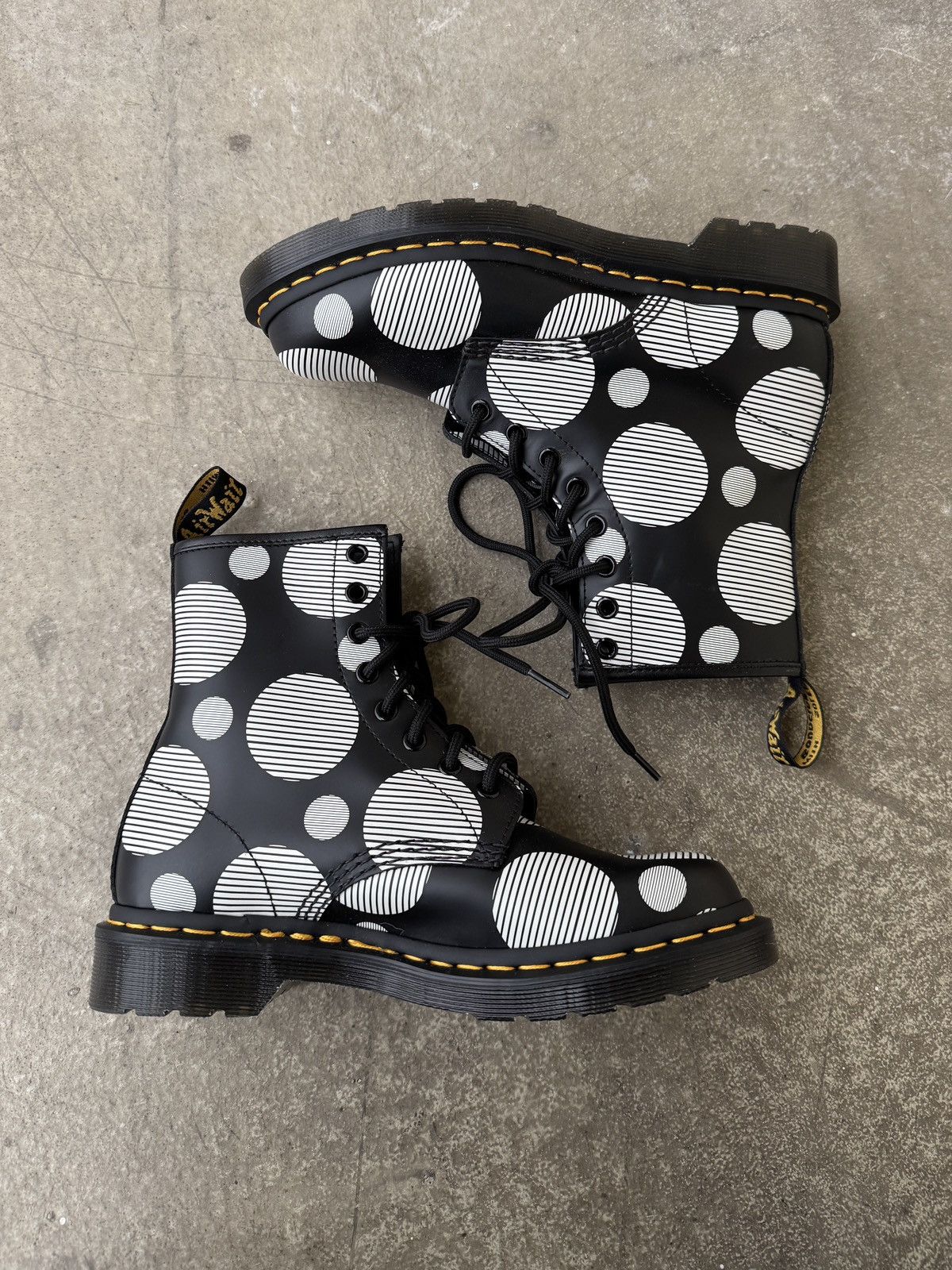 Dr. Martens Dr.Martens 1460 Boots Size US 7 / IT 37 - 5 Thumbnail