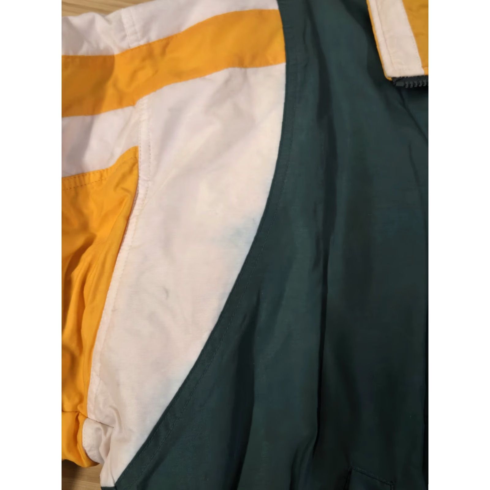 Vintage VINTAGE First Down Green Bay Packers Puffer Jacket Men L Green NFL USA Logo Jacket WinterMens Size US L / EU 52-54 / 3 - 6 Thumbnail