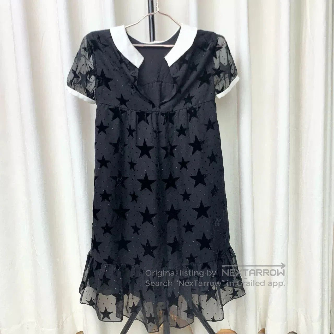 Saint Laurent Paris Saint Laurent Star Print Collar Dress. Size XS / US 0-2 / IT 36-38 - 1 Thumbnail