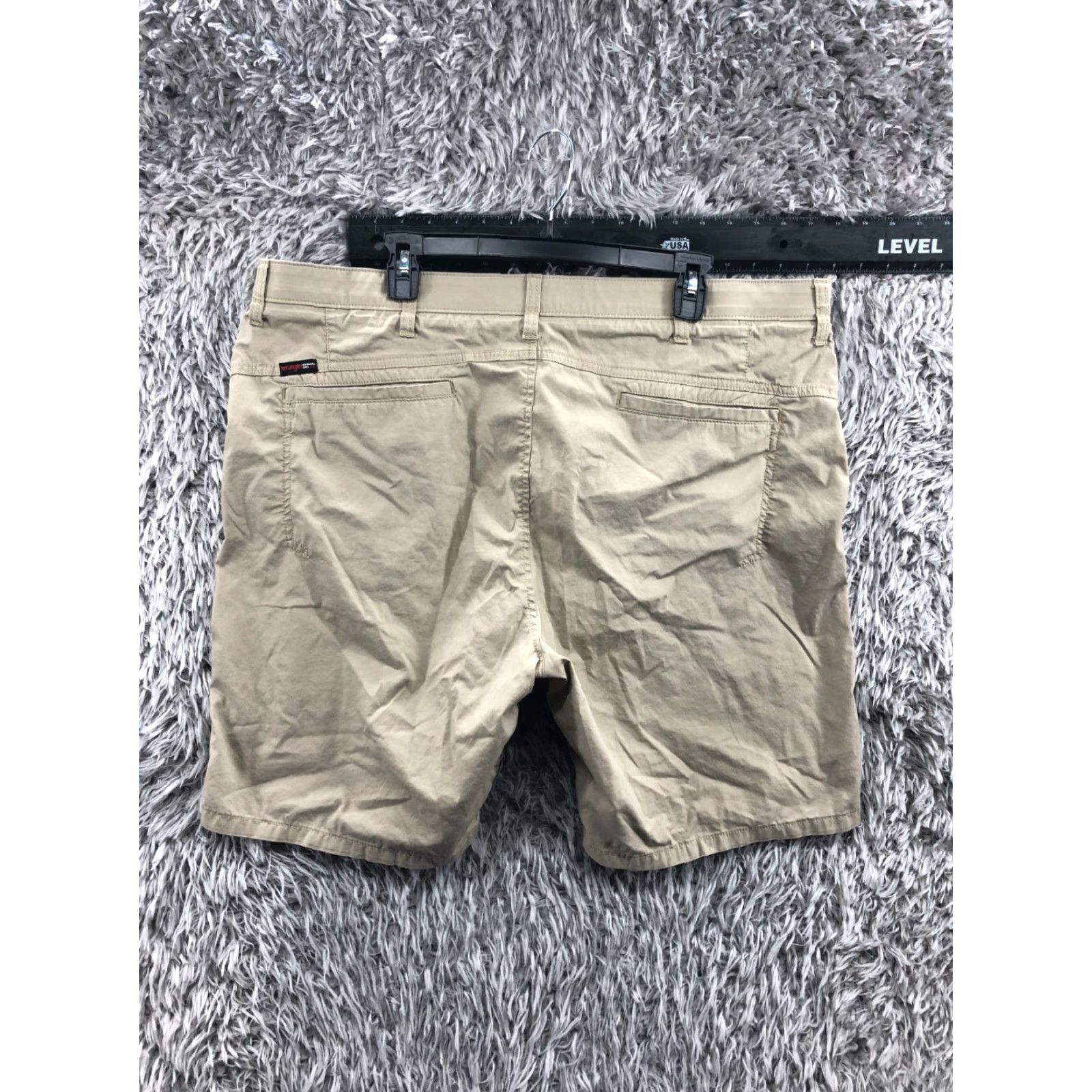 Wrangler Wrangler Chino Shorts Mens 42 Mid Beige Regular 5-Pocket Denim Style Medium Wash Cotton Blend Front Flat Front Belt Loops Logo Size US 42 / EU 58 - 4 Thumbnail