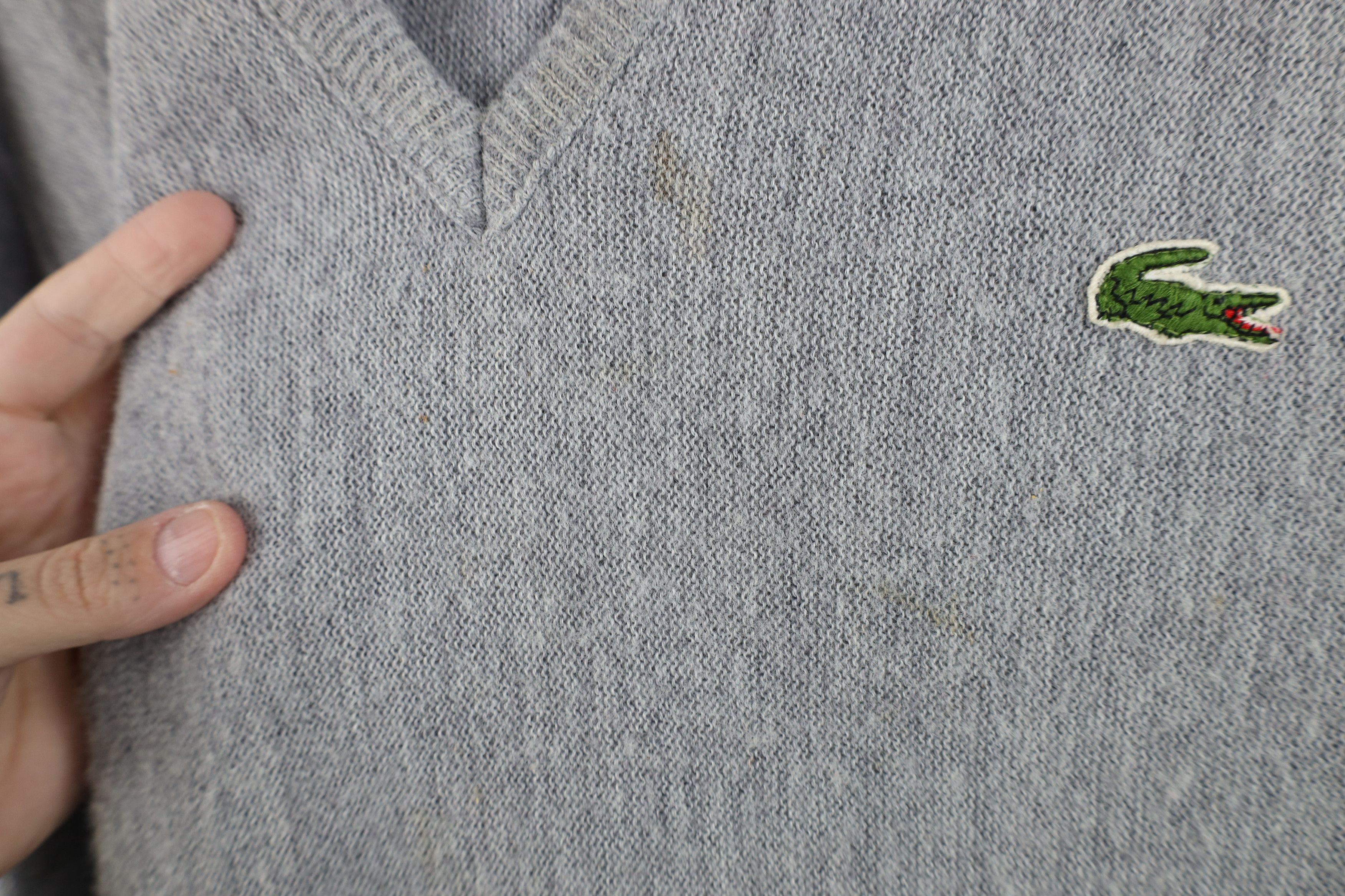 Lacoste Vintage 80s Izod Lacoste Croc Logo Knit V-Neck Sweater USA Size US M / EU 48-50 / 2 - 5 Thumbnail