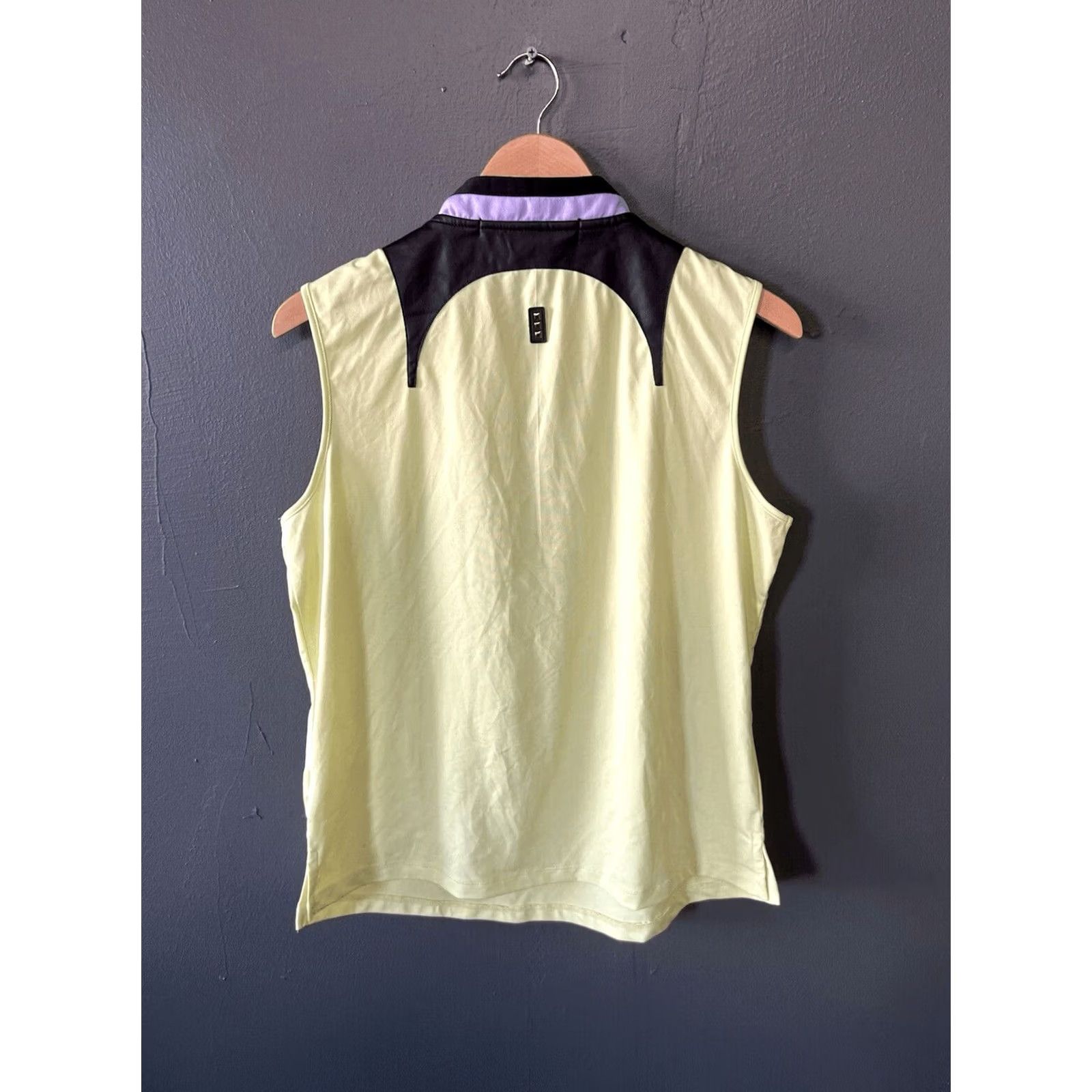 Vintage Jamie Sadock Womens Sleeveless Athletic 1/4 Zip Shirt Size L Yellow Tank Pullover 1/4 Zip Activewear Womens Size L / US 10 / IT 46 - 2 Thumbnail