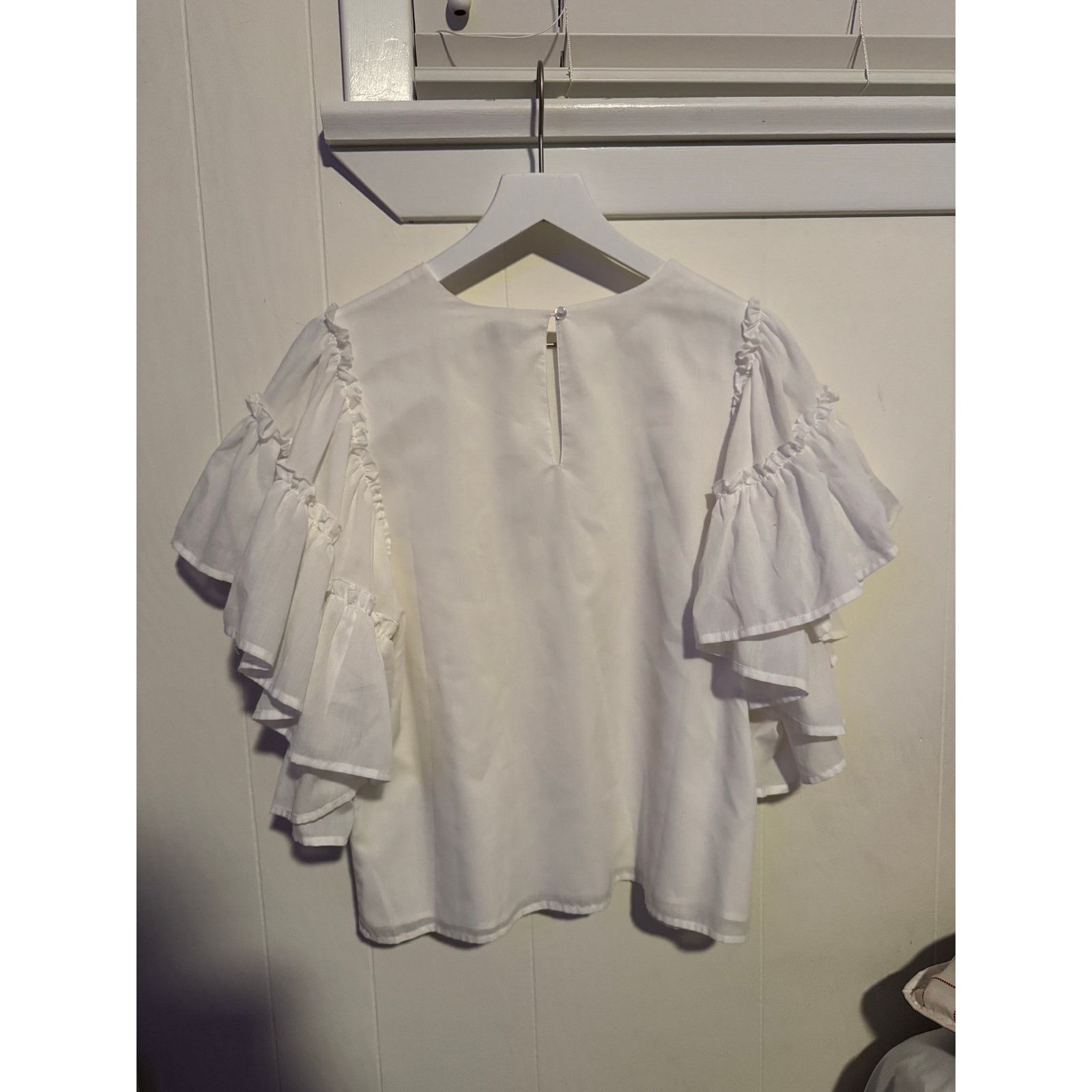Other NWT Mud Pie Culver Ruffle Top Size Small (paid $59.99) Size S / US 4 / IT 40 - 3 Thumbnail