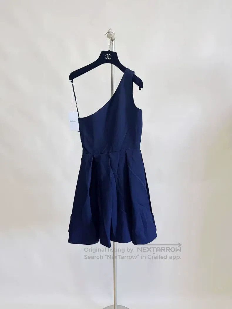 Valentino Valentino Dresses with slanted shoulders for women Size XS / US 0-2 / IT 36-38 - 4 Thumbnail