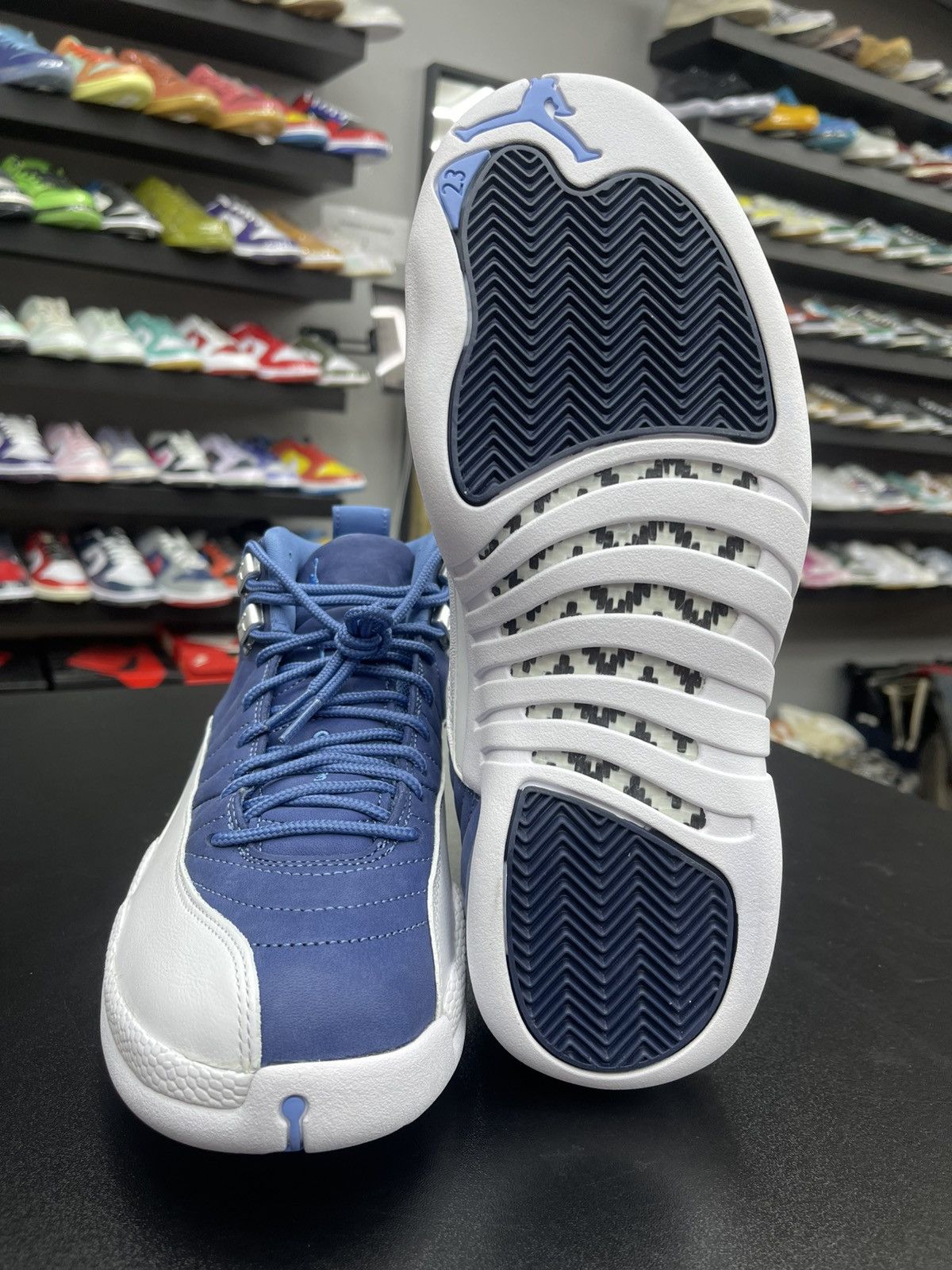 Jordan Brand Size 8 - Jordan 12 Indigo Blue/White Size US 8 / EU 41 - 9 Thumbnail