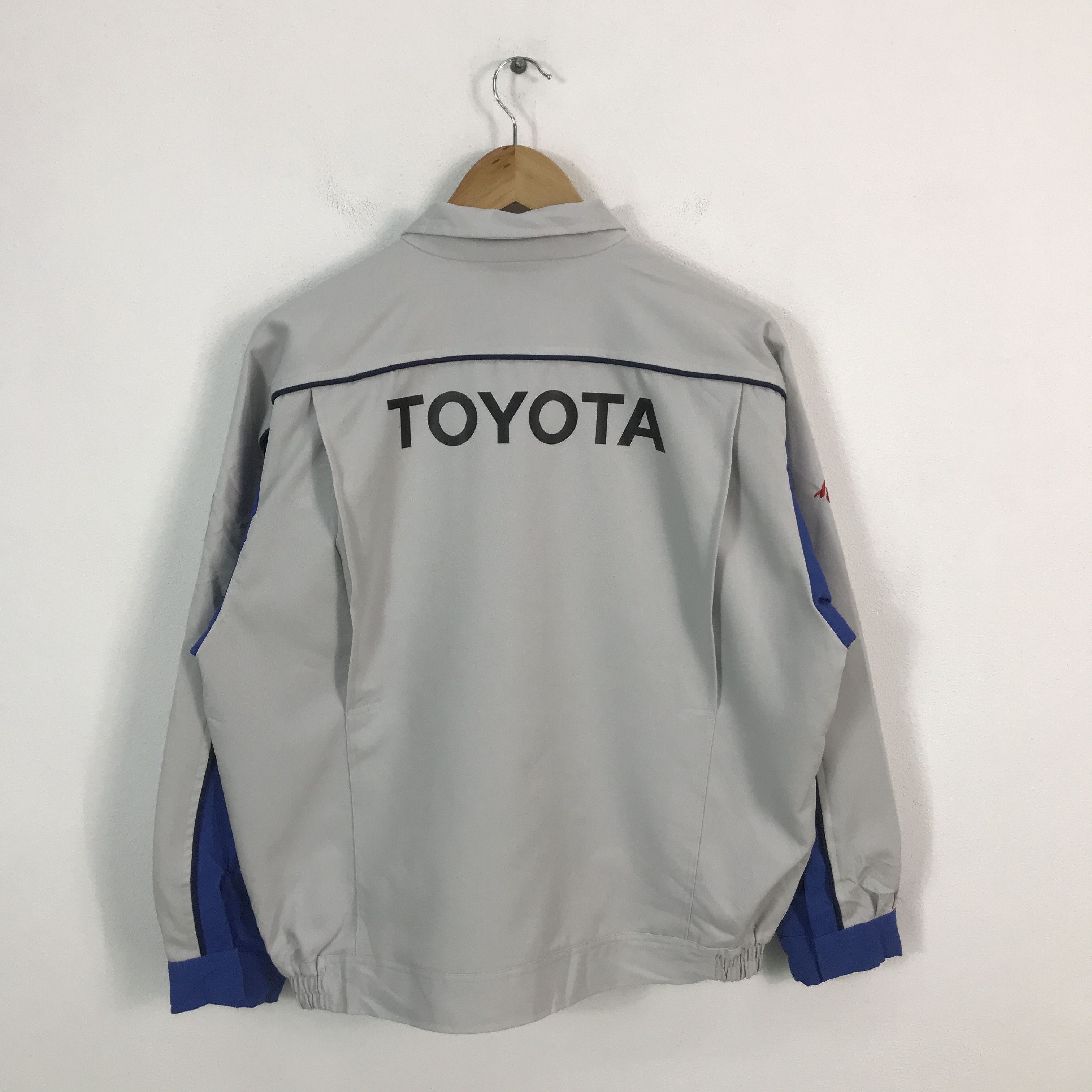 Japanese Brand vintage Toyots Auto Body uniform japan jacket Size US L / EU 52-54 / 3 - 1 Thumbnail