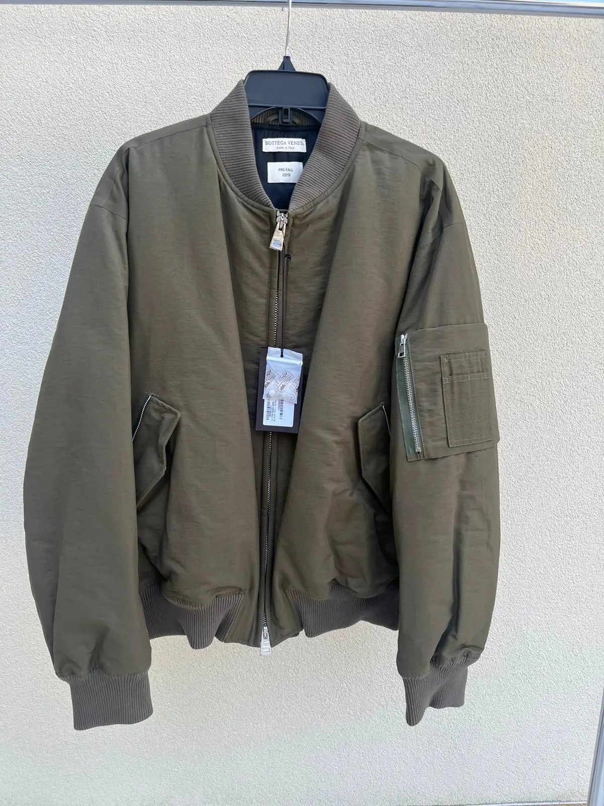Bottega Veneta Blouson Twill Nylon Bomber Jacket in Khaki Size US XL / EU 56 / 4 - 1 Thumbnail