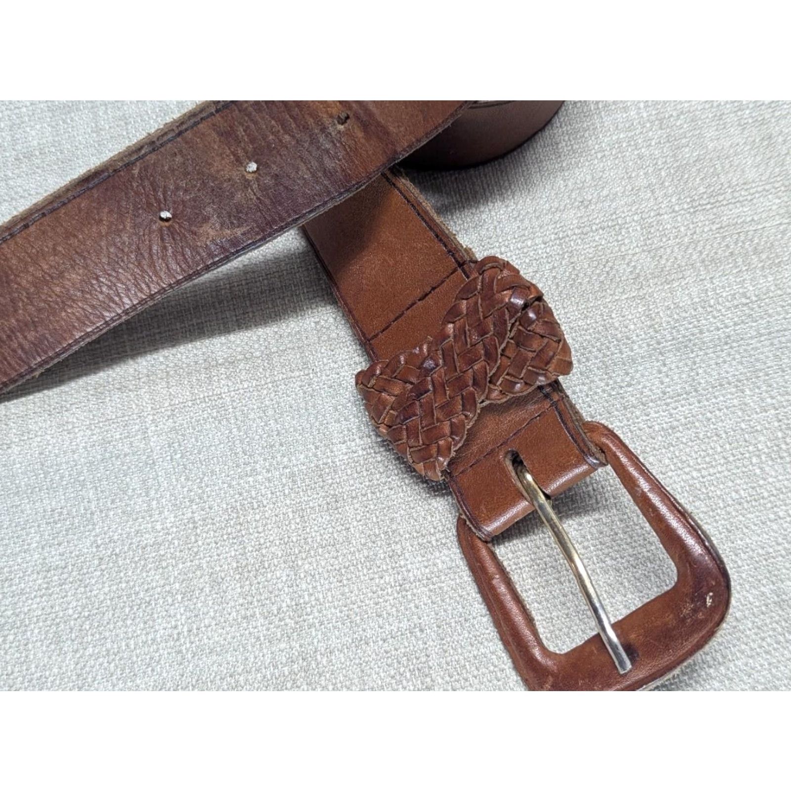 Vintage VINTAGE The Ritz belt Women S 26 Brown Full Grain cowhide leather 1-1/2" wide 1990s Featuring 33" belt length Size ONE SIZE - 2 Thumbnail