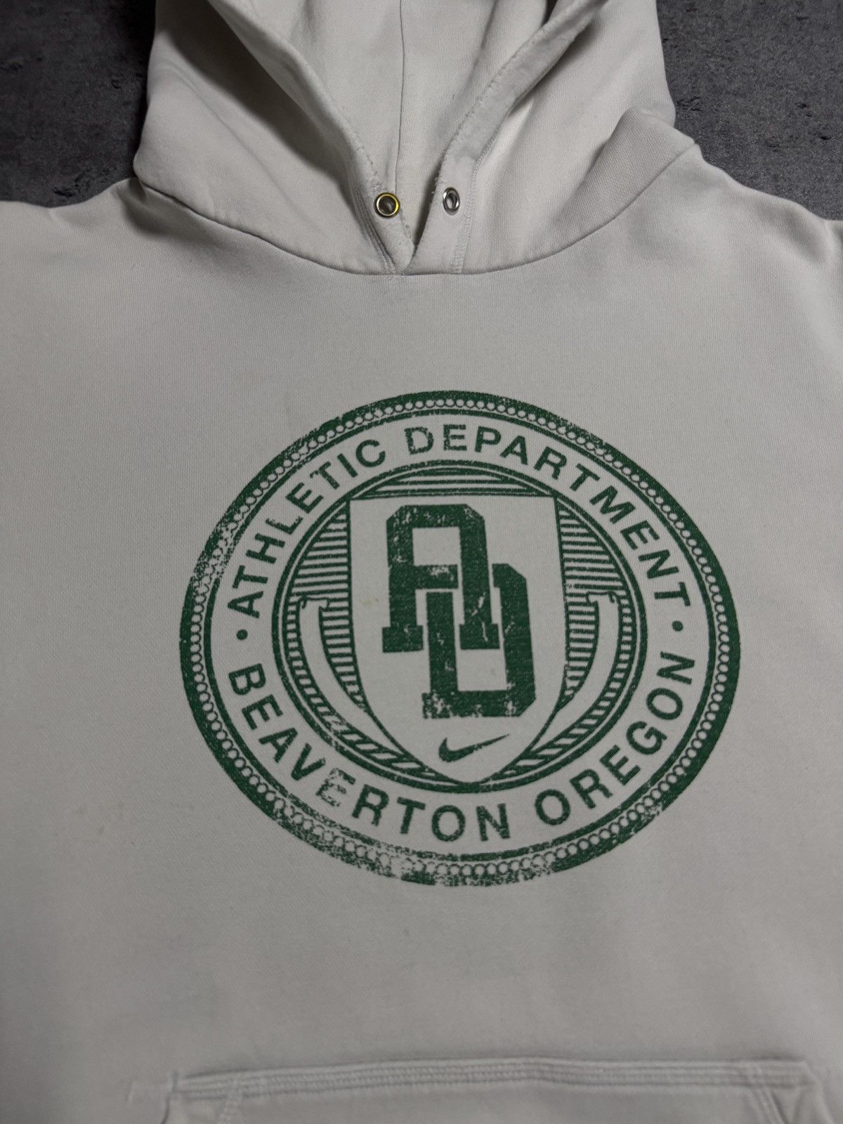 Nike × Vintage Nike Vintage Boxy Hoodie Swoosh Central Logo Department Y2K Size US XL / EU 56 / 4 - 4 Thumbnail