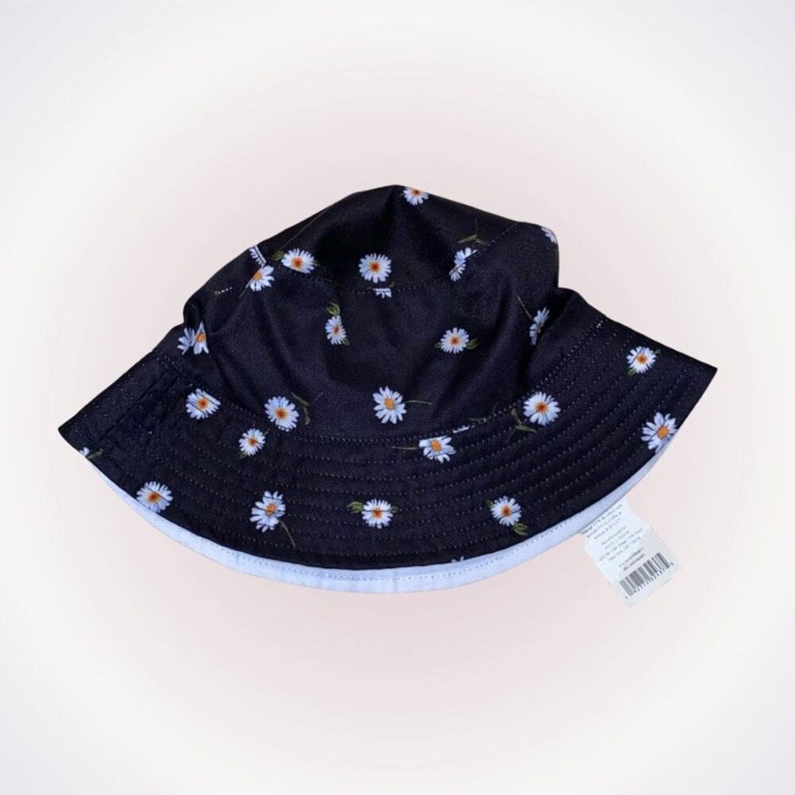Alice + Olivia Alice and Olivia floral reversible bucket hat | Sz OS, NWT Size ONE SIZE - 1 Thumbnail
