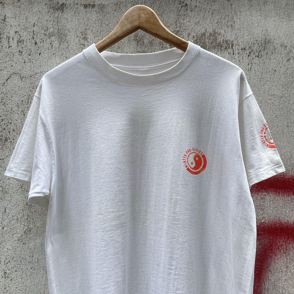Vintage Vintage T&C Surf Town & Country T-Shirt Winter Pro Series Size US M / EU 48-50 / 2 - 3 Thumbnail