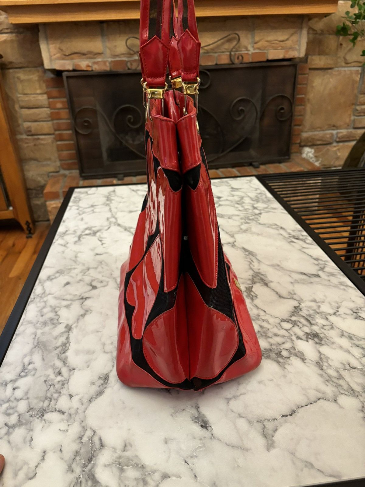 Moschino Rare 90s Moschino Red Heart Patent and Mesh Tote Bag Size ONE SIZE - 7 Thumbnail