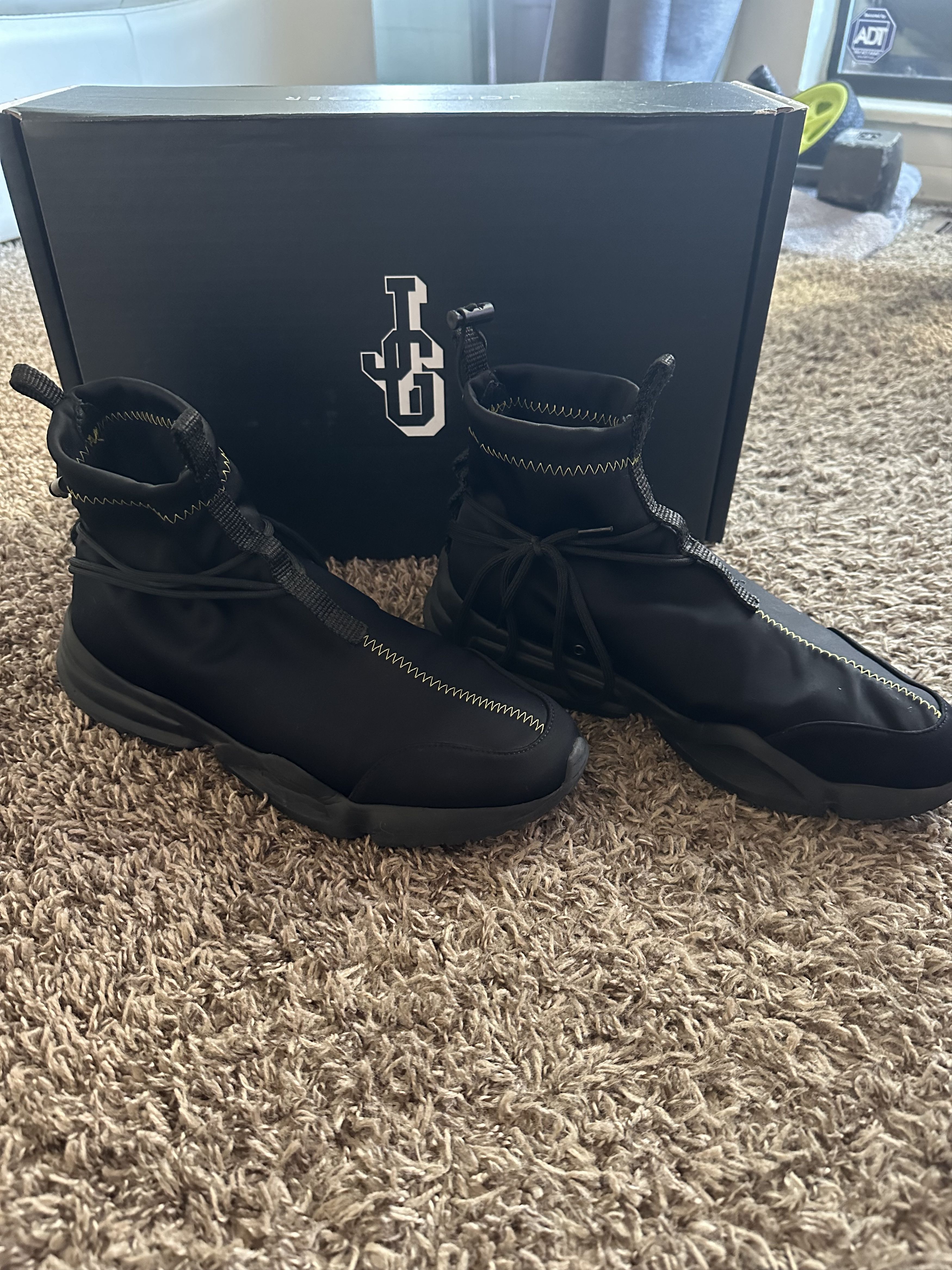John Geiger 002 Pixburgh Size US 10 / EU 43 - 1 Thumbnail