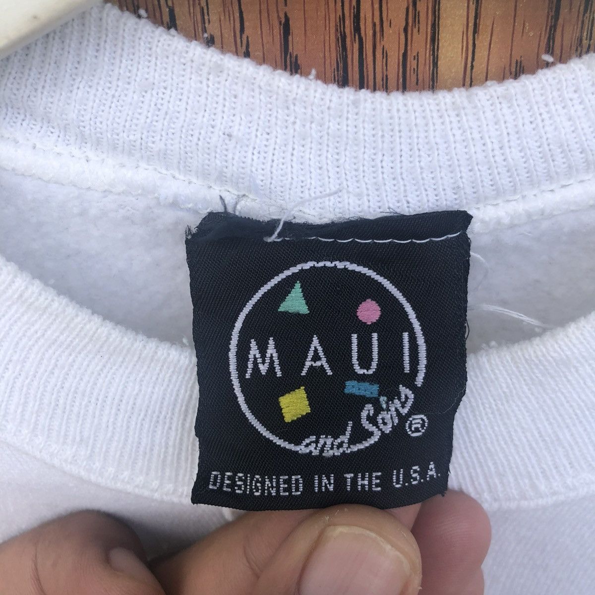 Vintage Vintage Maui And Sons Surf Sweatshirt Size US M / EU 48-50 / 2 - 8 Thumbnail