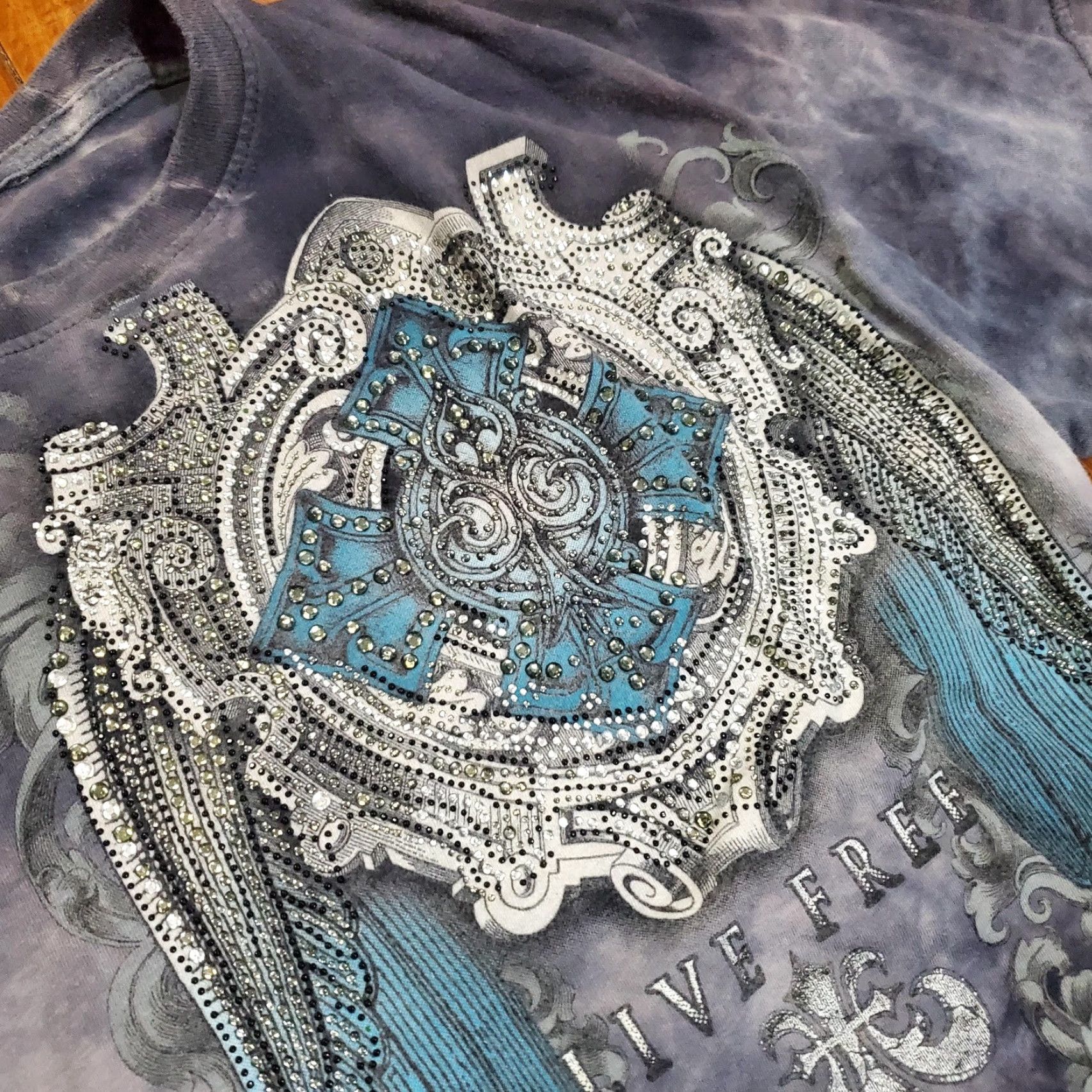 Olive Xzavier Shirt Mens XL Gray Live Free Cross Wings Rhinestone Biker Tee Skull Size US XL / EU 56 / 4 - 5 Thumbnail