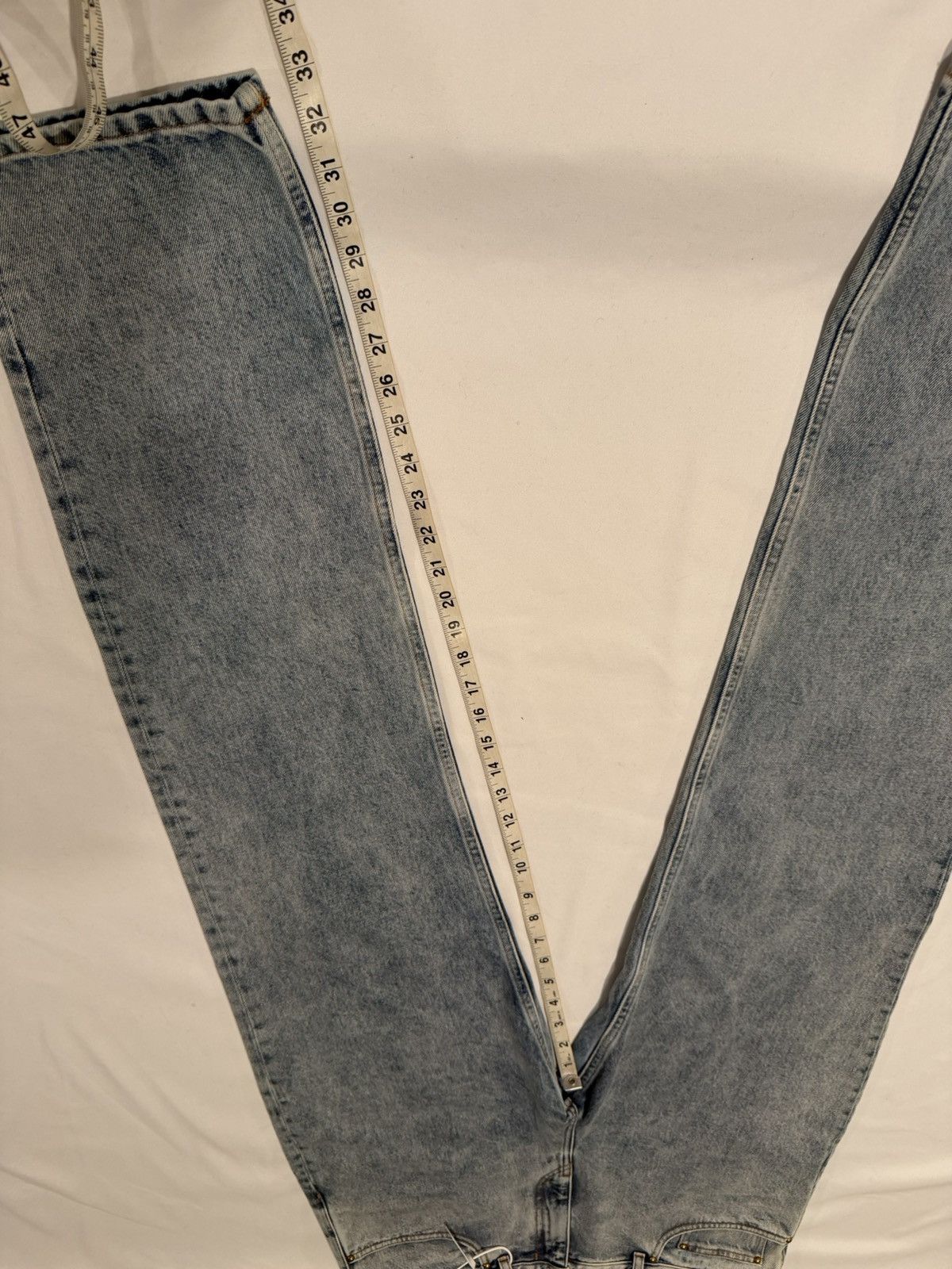 Louis Vuitton Louis vuitton mens jeans. 34. $1190 Size US 34 / EU 50 - 3 Thumbnail