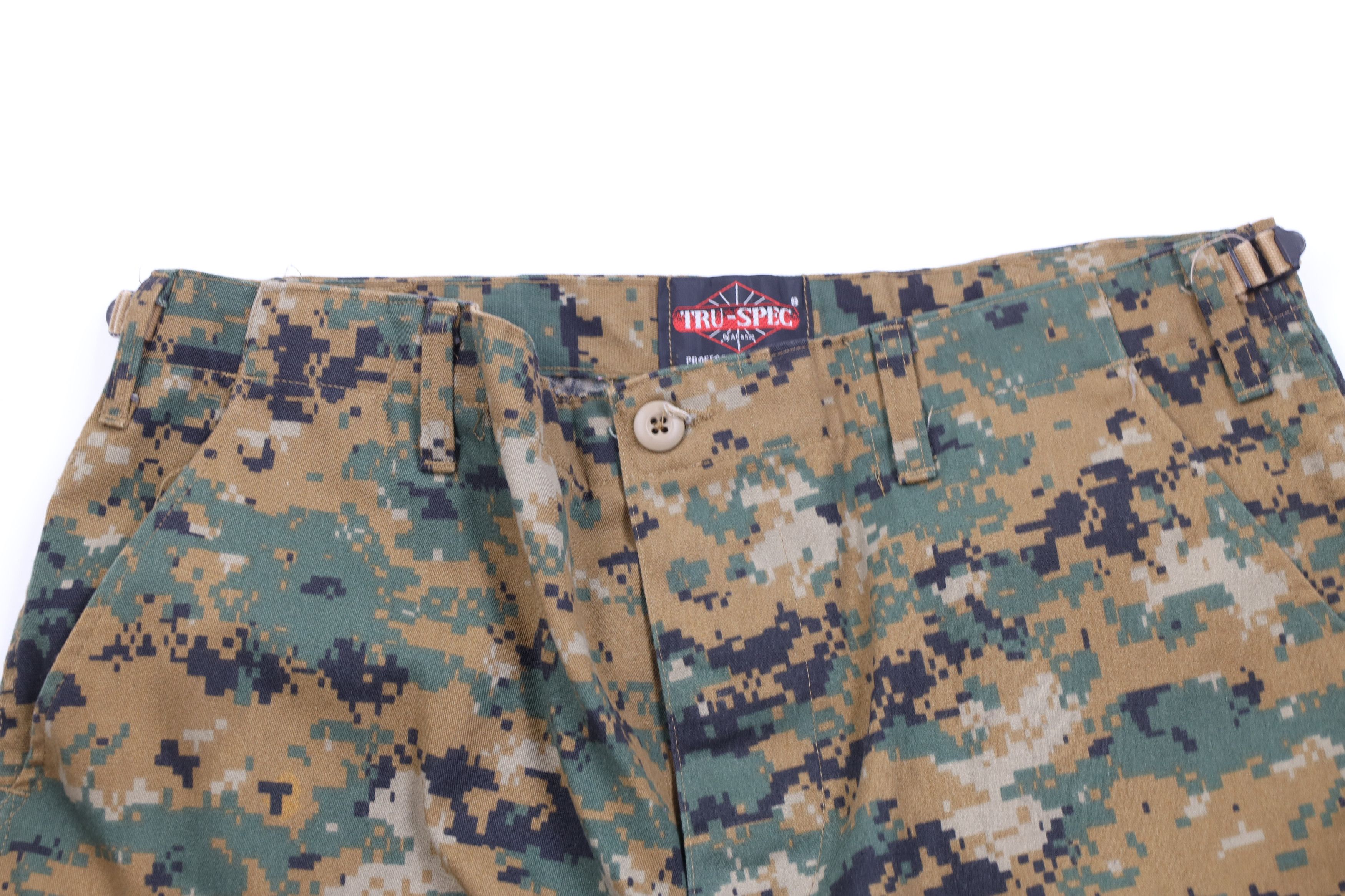 Vintage Vintage Streetwear Fly Digi Camouflage Military Cargo Shorts Size US 32 / EU 48 - 2 Thumbnail
