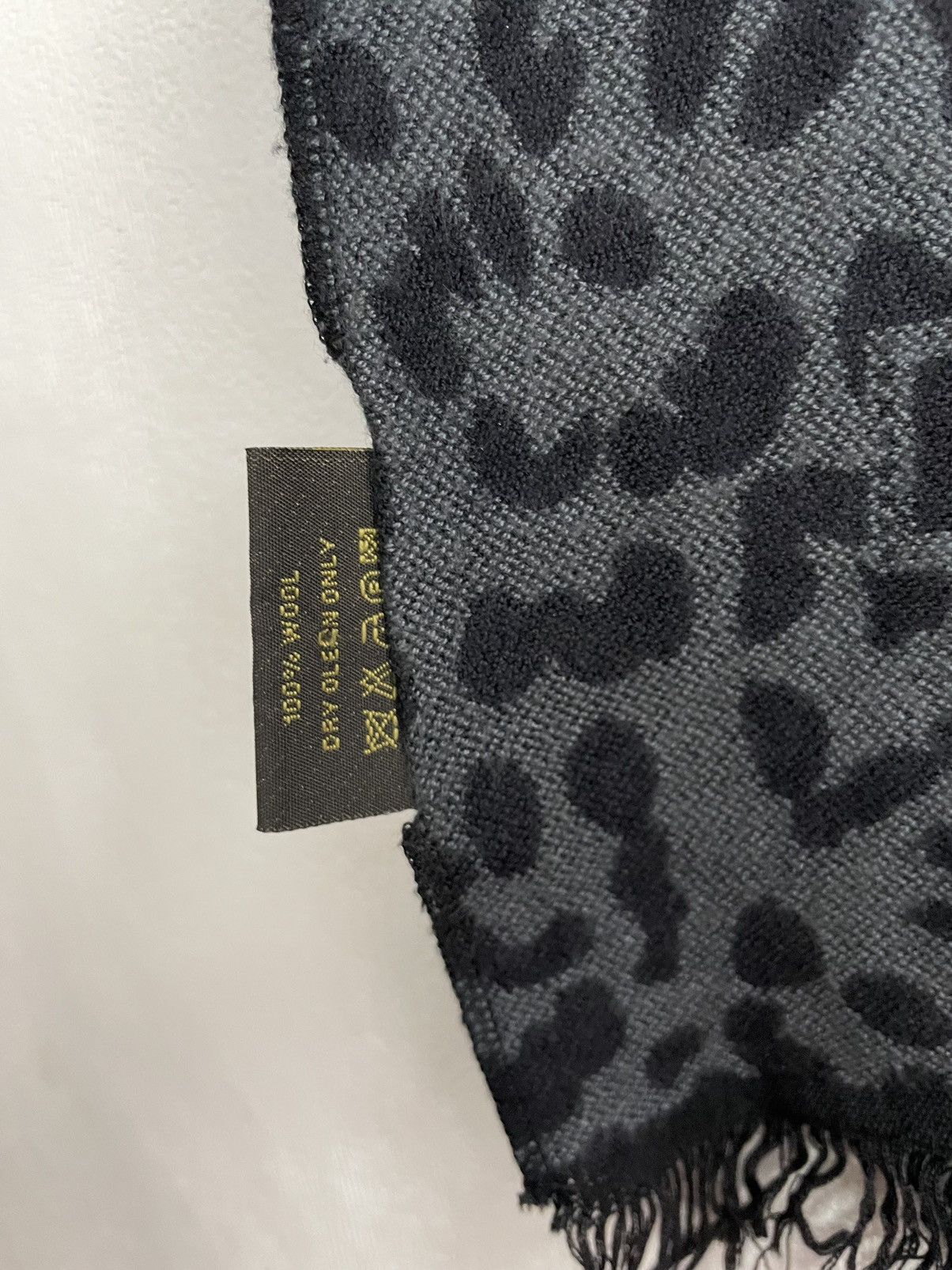 Fendi Fendi Monogram / Leopard Wool Scarf Size ONE SIZE - 7 Thumbnail