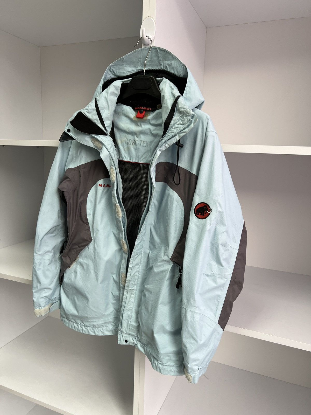 Mammut × Vintage Vintage MAMMUT GORE-TEX Light Blue Hooded women’s Jacket Size S / US 4 / IT 40 - 13 Thumbnail