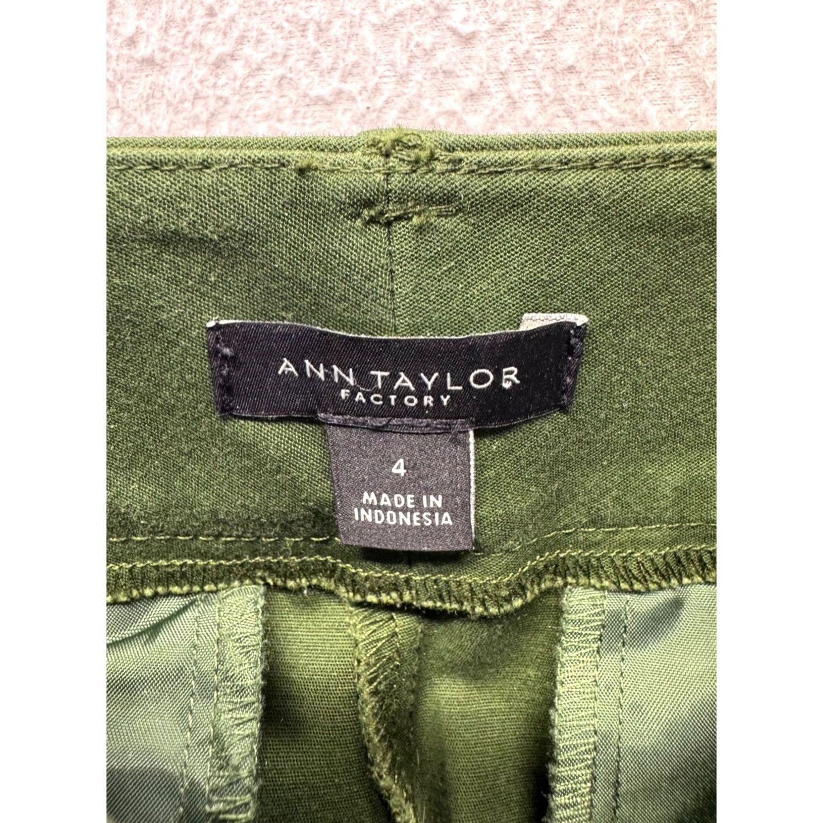 Ann Taylor Ann Taylor Factory Green Stretch Straight-Leg Pants Womens 4 Dress Pants Large Casual Workwear Regular Size 4 Size 27" / US 4 / IT 40 - 3 Thumbnail