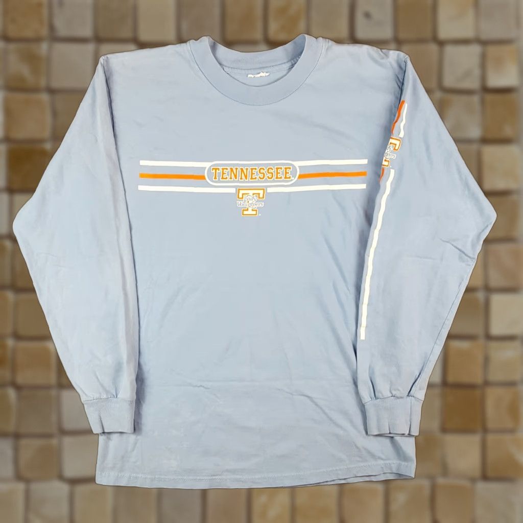 Anvil VINTAGE Tennessee Lady Volunteers TN Vols T Shirt Basketball College Unisex Adults Small Blue Cotton Embroidered Logo 90s 00s Vintage Womens/Mens Size US S / EU 44-46 / 1 - 1 Thumbnail