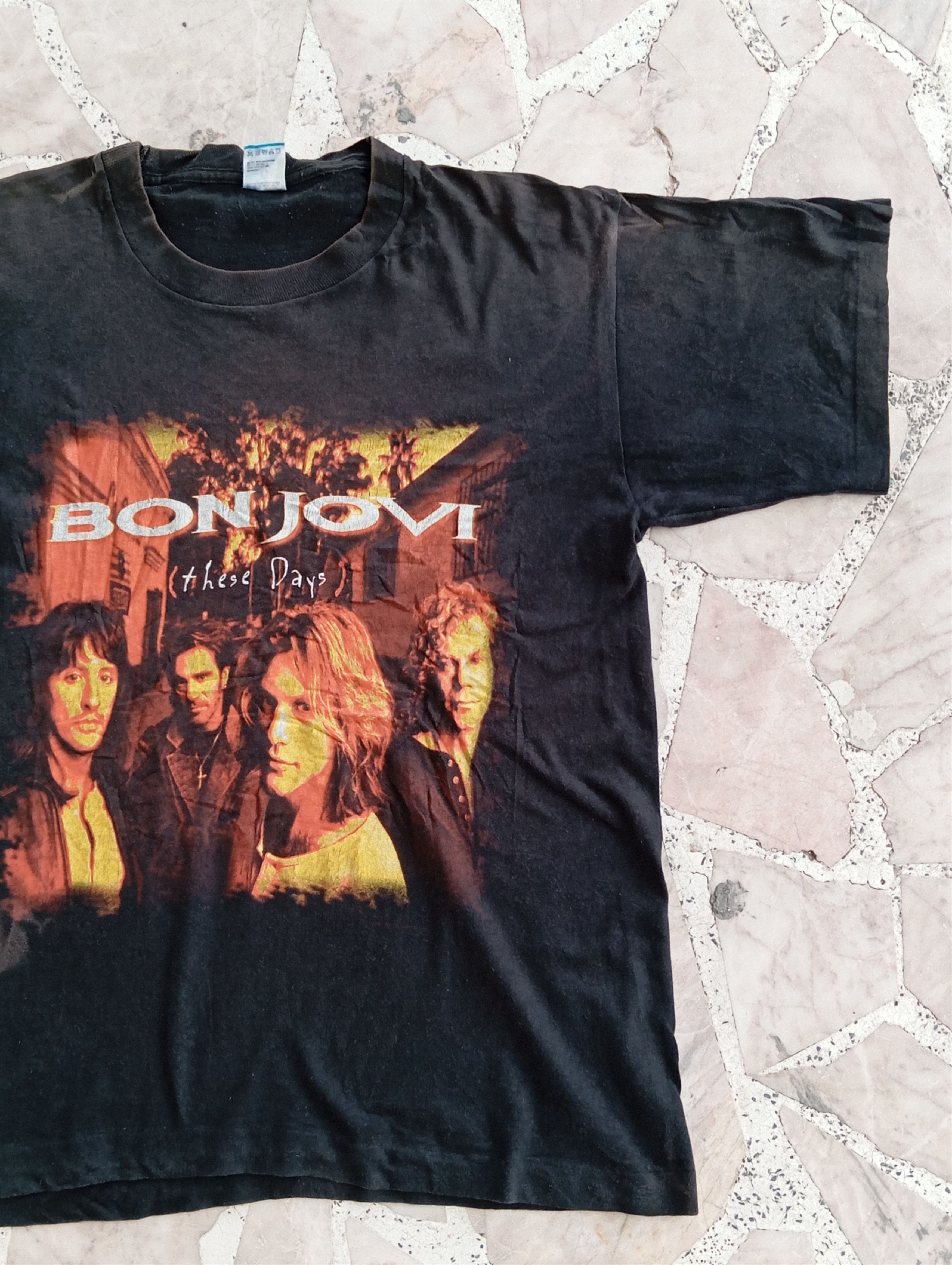 Bon Jovi × Vintage Vintage 90s Bon Jovi These Days Shirt Size US M / EU 48-50 / 2 - 5 Thumbnail