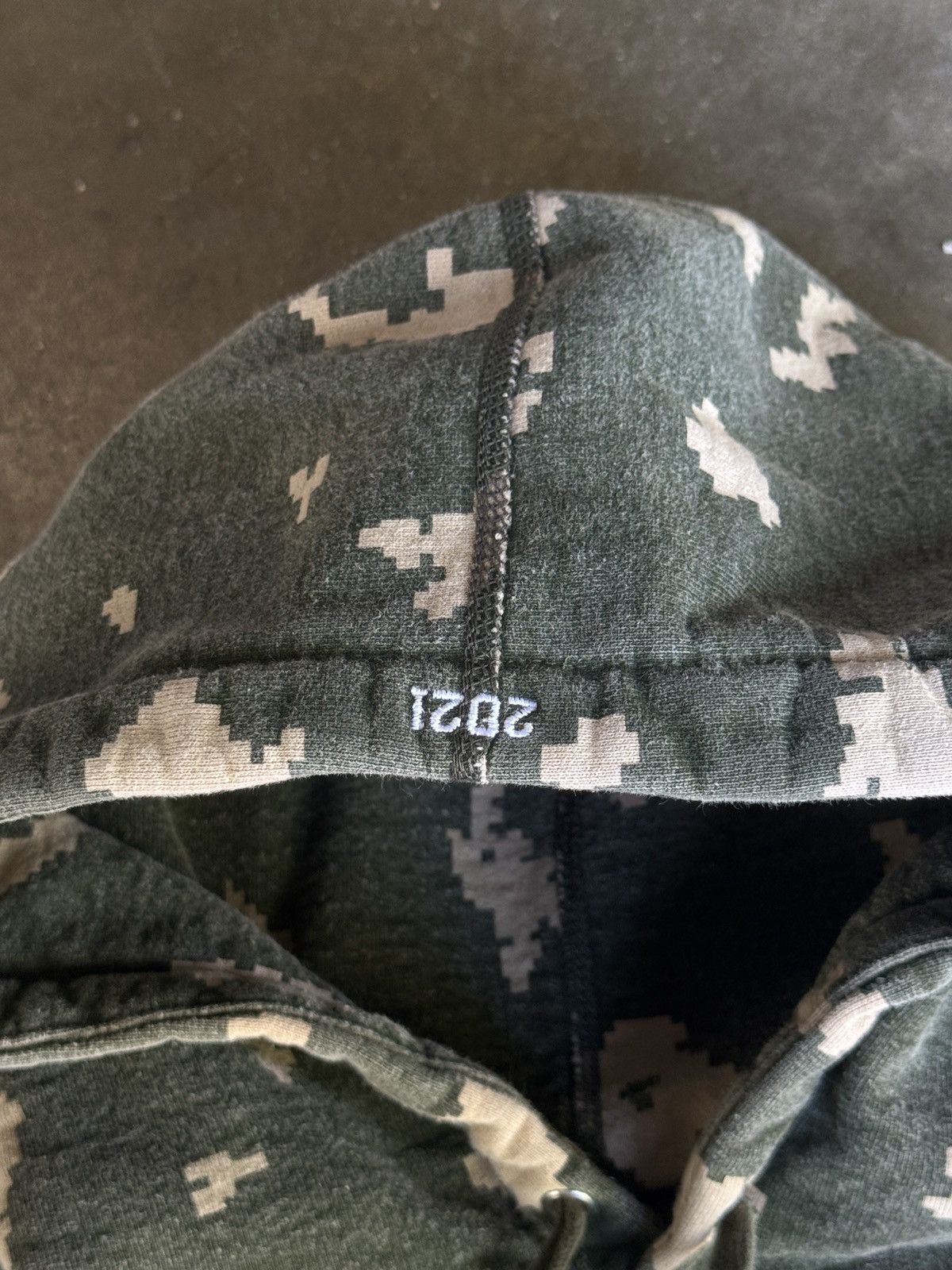 Supreme FW21 Supreme Box Logo Hooded Sweatshirt Olive Russian Camo Size US M / EU 48-50 / 2 - 4 Thumbnail