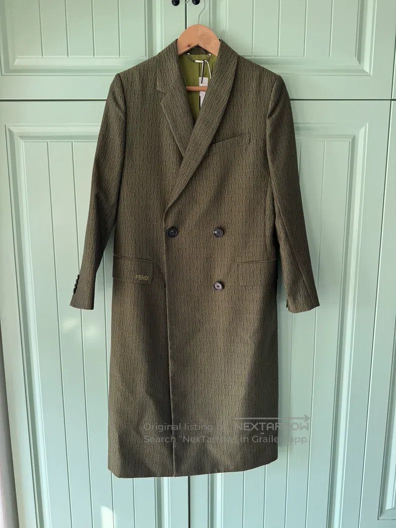 Fendi Fendi Green Double Breasted Long, Kimono Wool Fabric, Clas Size XS / US 0-2 / IT 36-38 - 1 Thumbnail