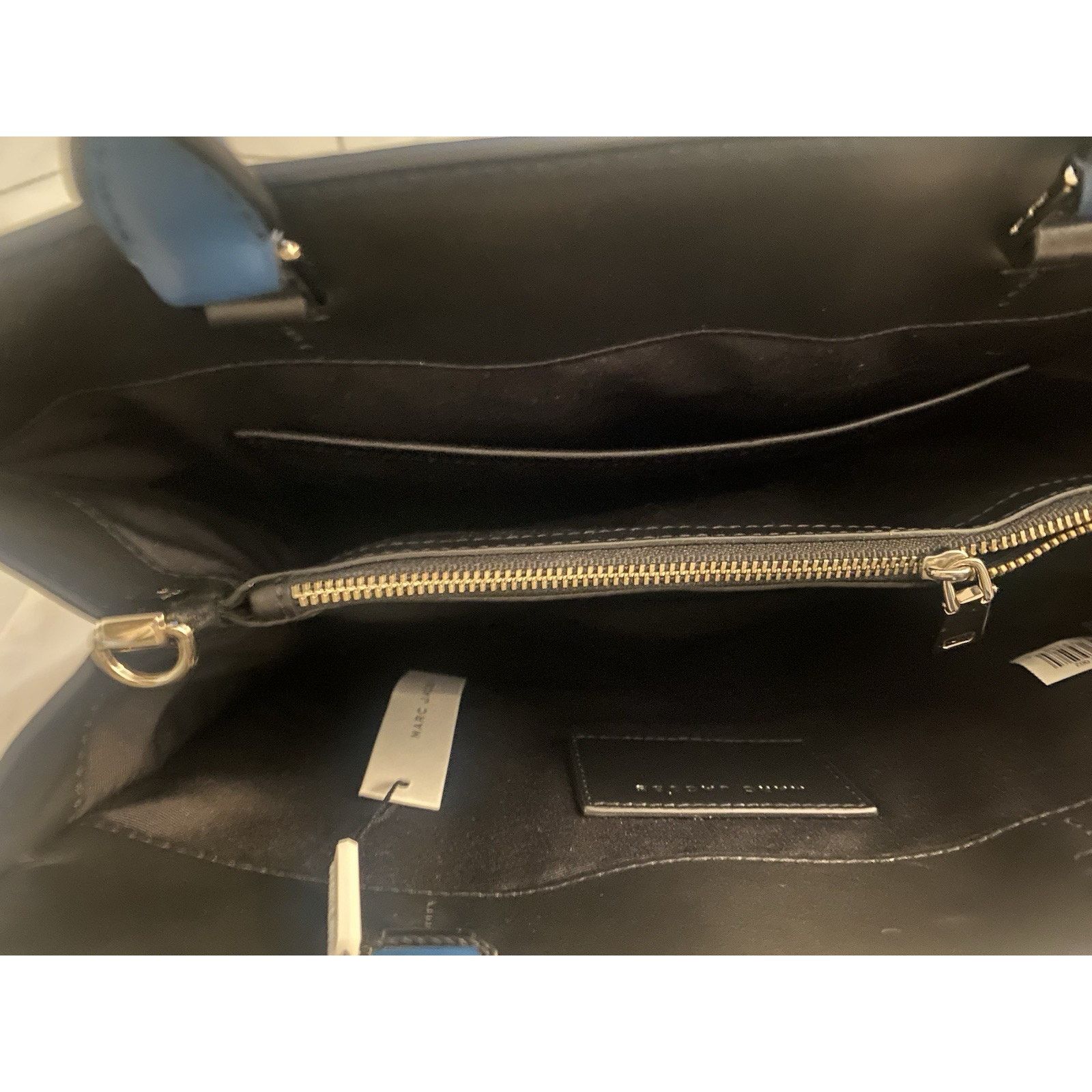 Marc Jacobs Marc Jacobs navy blue leather handle/crossbody Lg bag Size ONE SIZE - 6 Thumbnail