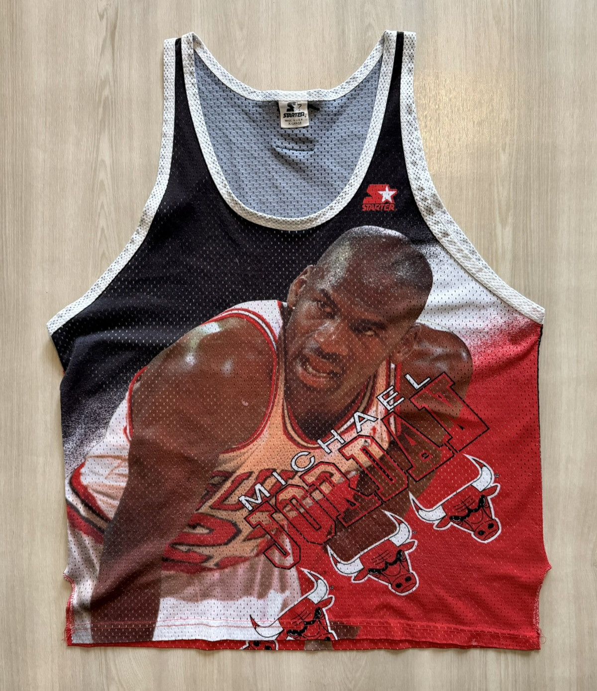 Starter Vintage Hot Starter Chicago Bulls Micheal Jordan AOP Sz L Size US L / EU 52-54 / 3 - 1 Thumbnail
