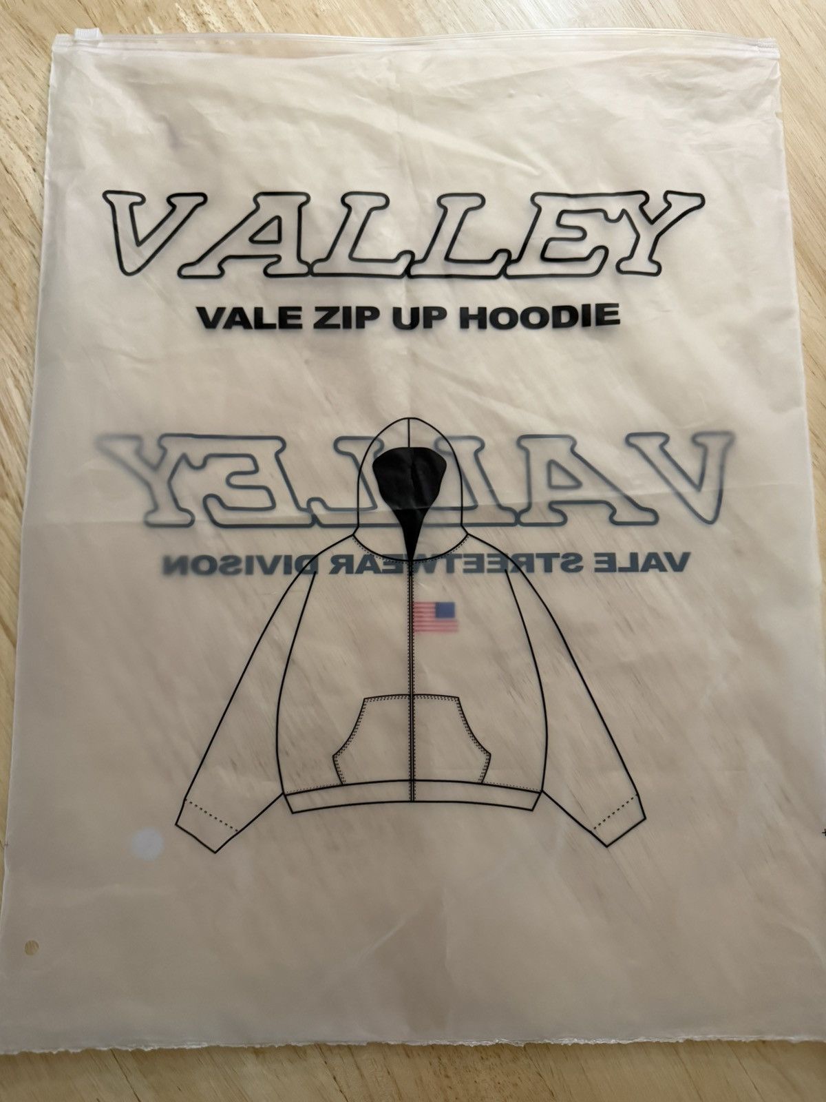 Vale Vale Forever Religion zip up Size US L / EU 52-54 / 3 - 4 Thumbnail