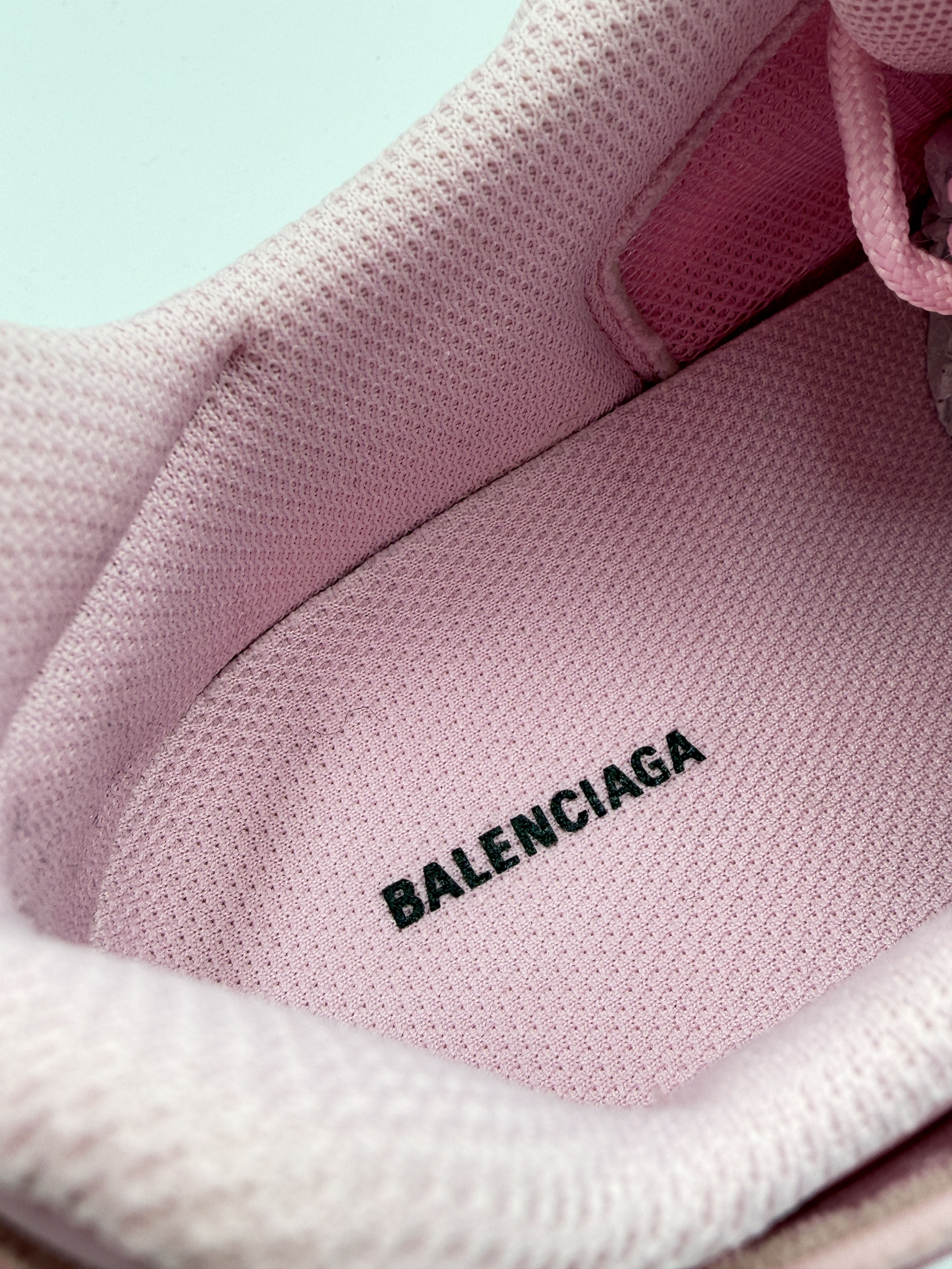 Balenciaga Balenciaga Drive Sneaker Pink Size 39 Size US 6 / EU 39 - 7 Thumbnail