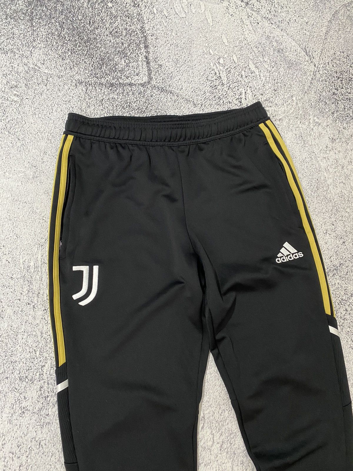 Adidas Adidas Juventus Football Training Mens Tracksuit HA2648 Size US M / EU 48-50 / 2 - 7 Thumbnail