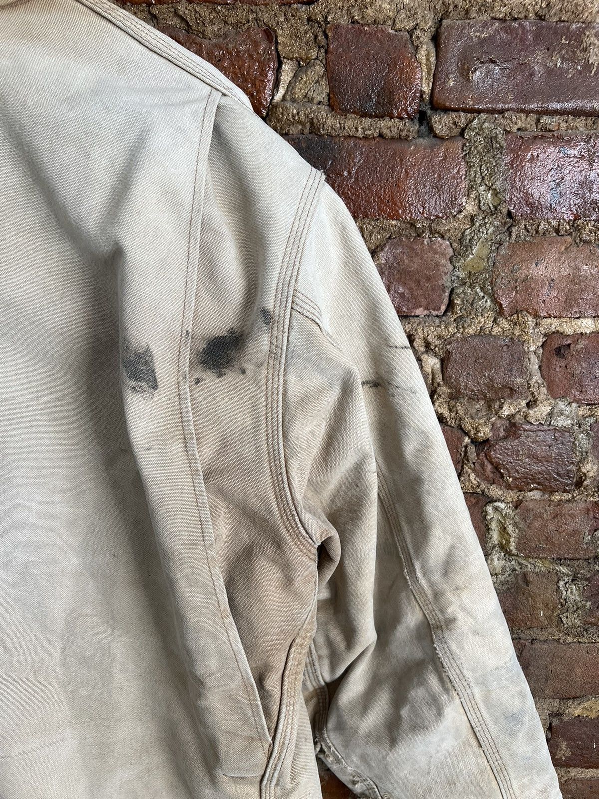 Carhartt Vintage Thrashed Carhartt distressed jacket *Quick Sell* Size US XL / EU 56 / 4 - 9 Thumbnail