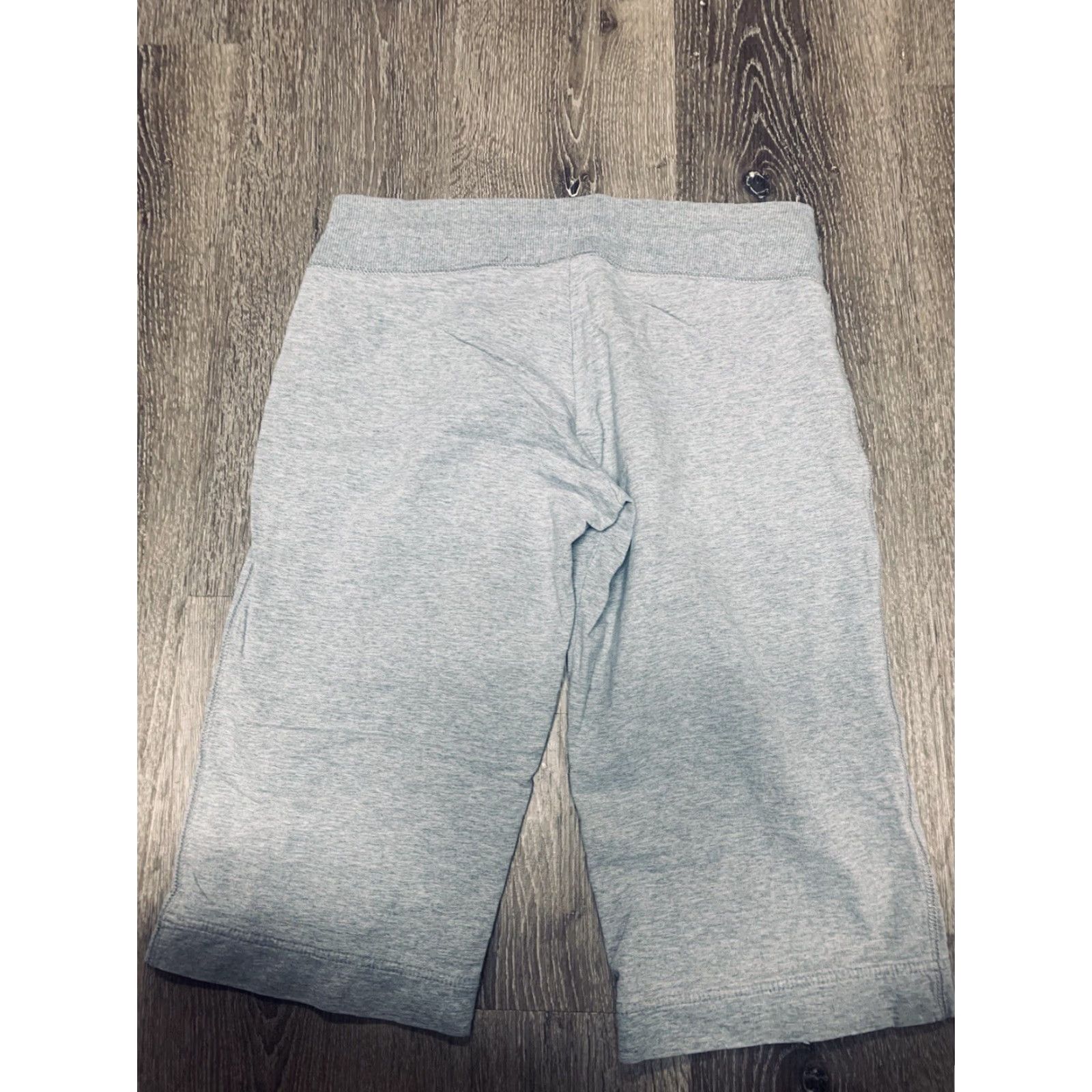 Nike VINTAGE Nike Athletic Dept Women's Pull On Cropped Pants Gray MED 8-10 Athletic Cropped Pants Women Gray Nike Dri-FIT Size 32" / US 10 / IT 46 - 5 Thumbnail