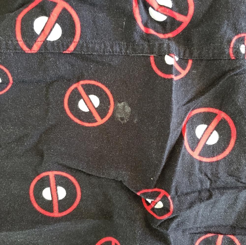Marvel Comics Black Marvel Deadpool Icon Button Down Size US S / EU 44-46 / 1 - 3 Thumbnail