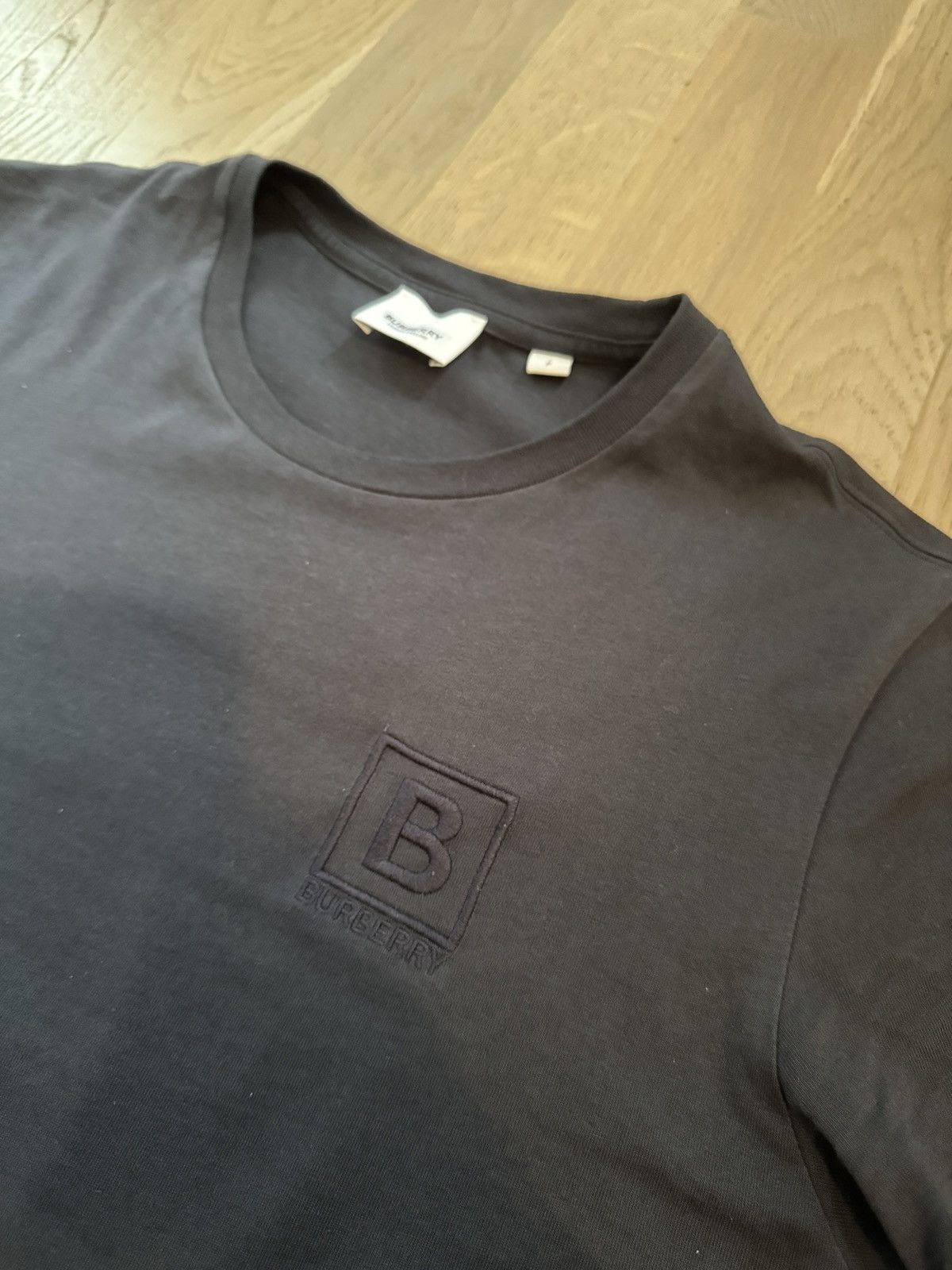 Burberry BURBERRY tshirt SEE REAL TAPE MEASUREMENTS IN PHOTOS Size US S / EU 44-46 / 1 - 1 Thumbnail